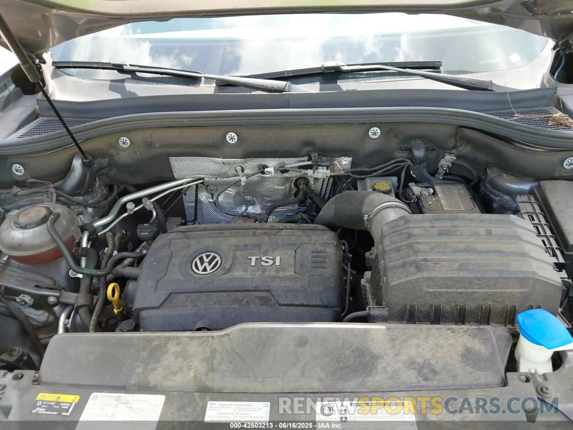 10 Photograph of a damaged car 1V2DP2CA6MC500115 VOLKSWAGEN ATLAS 2021