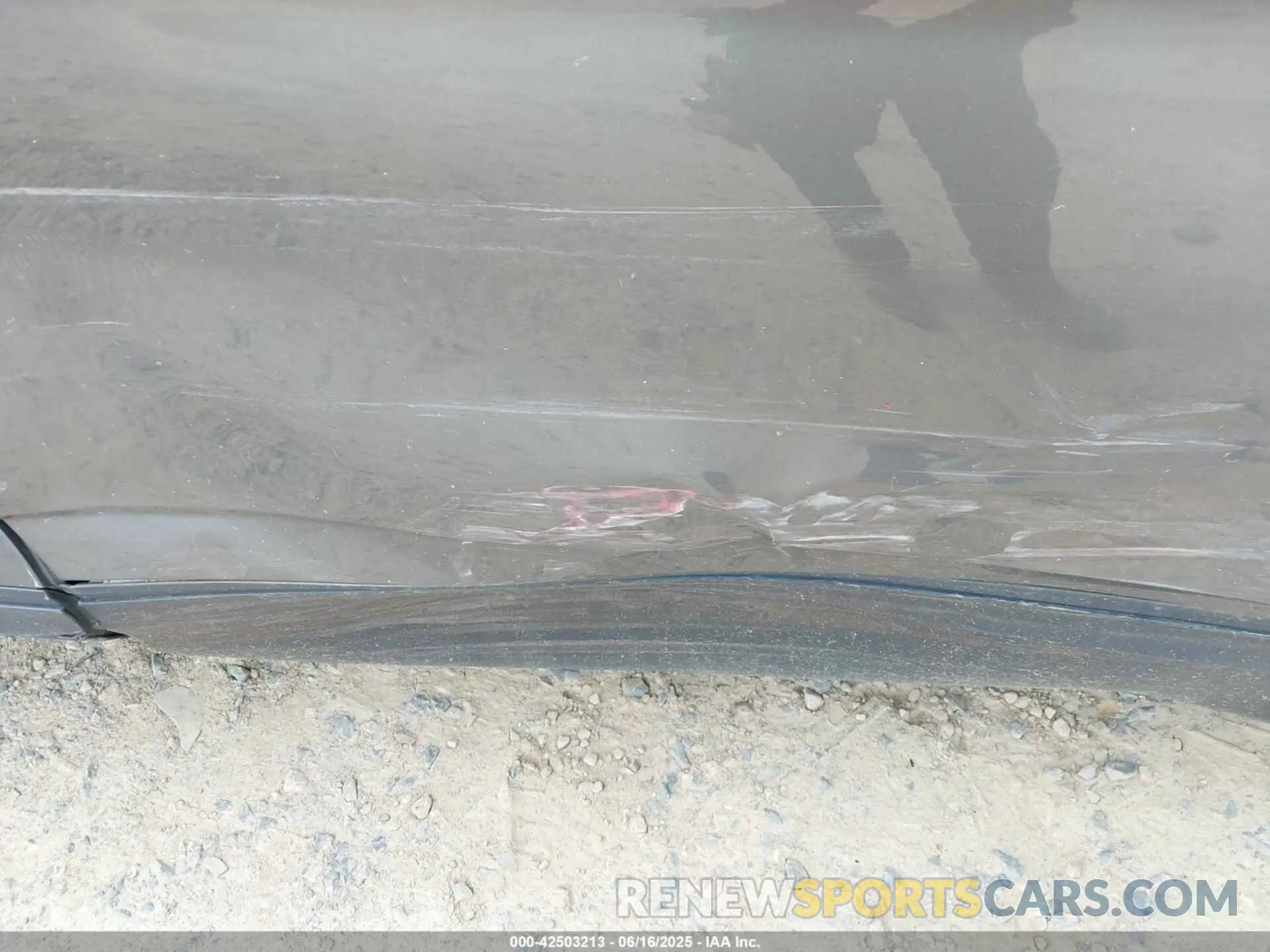 17 Photograph of a damaged car 1V2DP2CA6MC500115 VOLKSWAGEN ATLAS 2021