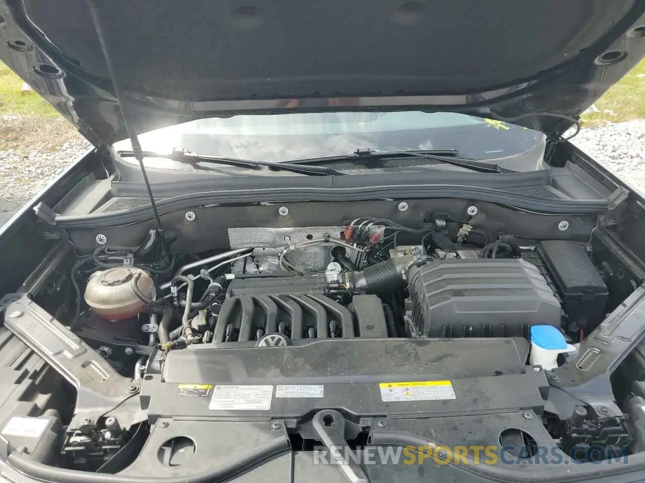 12 Photograph of a damaged car 1V2ER2CA1MC530508 VOLKSWAGEN ATLAS 2021