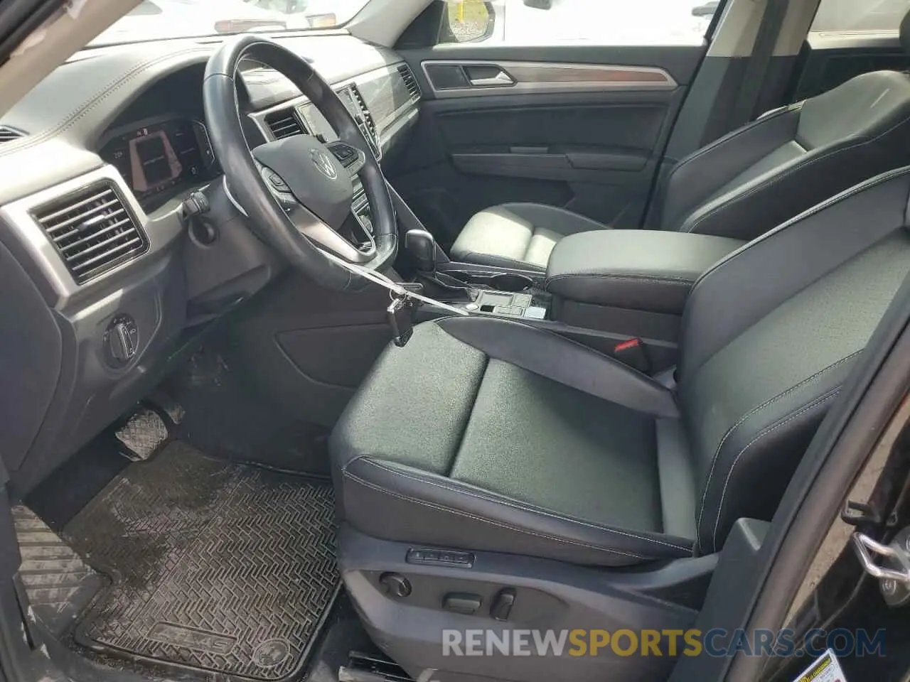 7 Photograph of a damaged car 1V2ER2CA1MC530508 VOLKSWAGEN ATLAS 2021