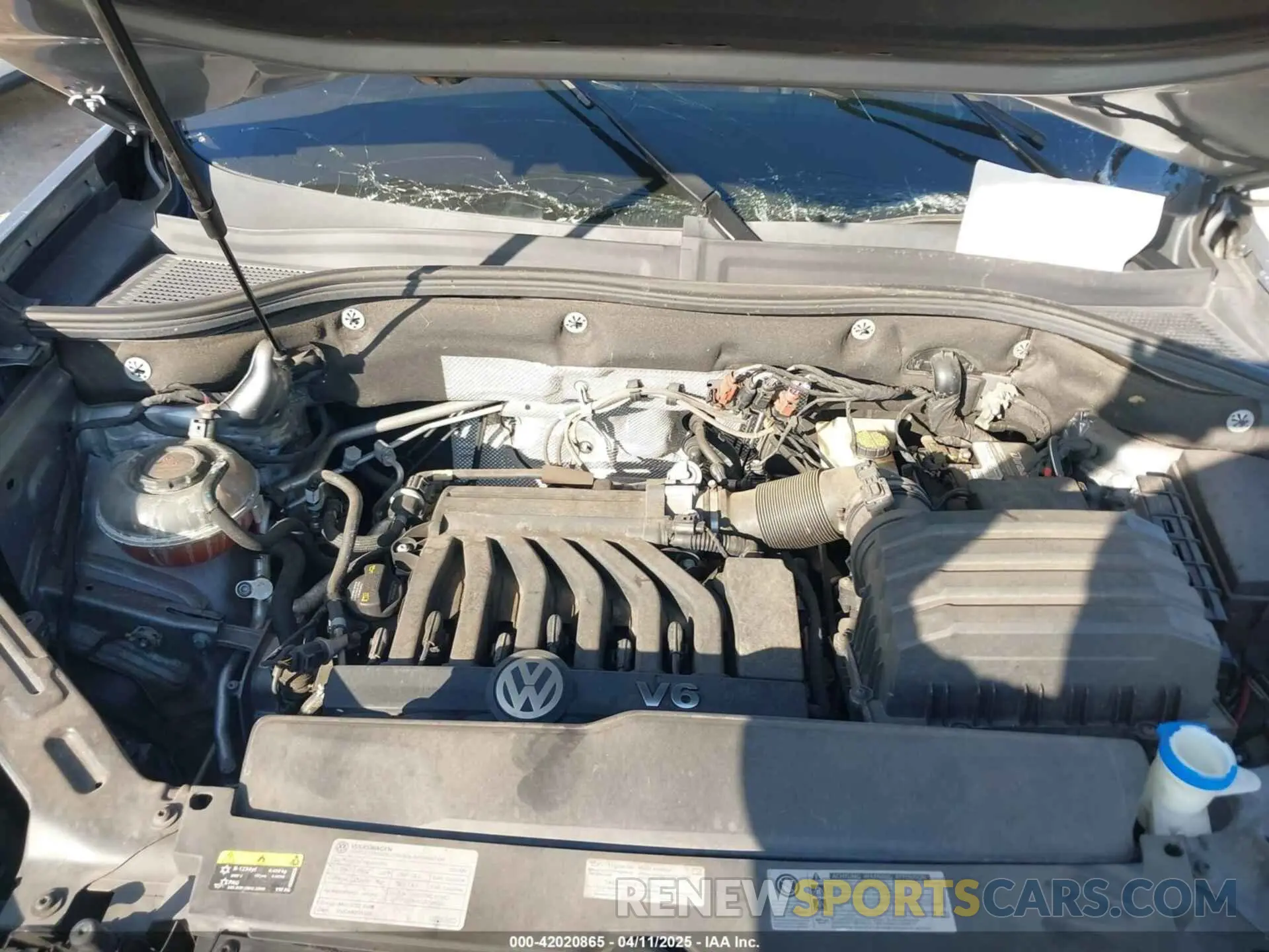 10 Photograph of a damaged car 1V2ER2CA4MC503786 VOLKSWAGEN ATLAS 2021