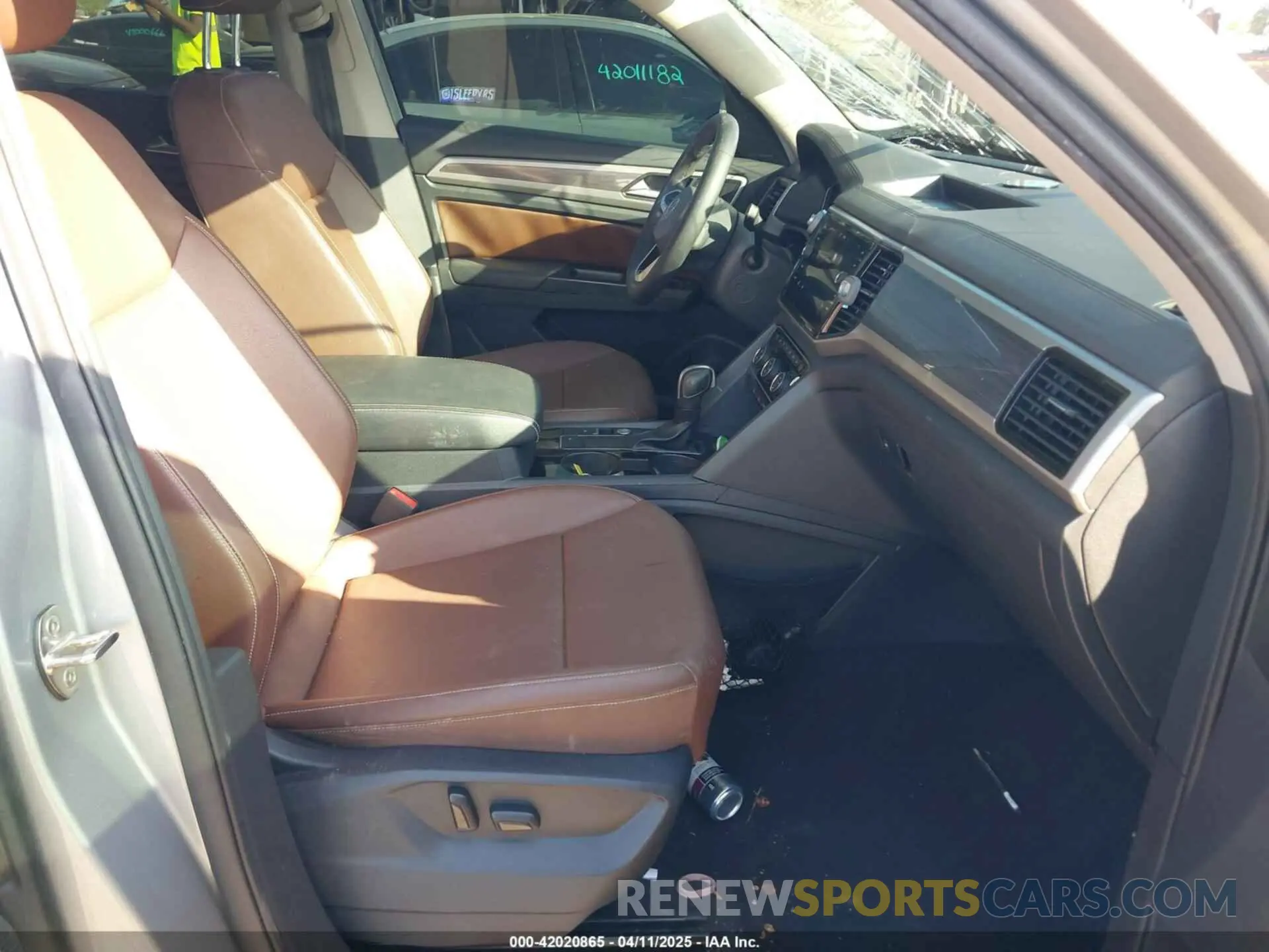 5 Photograph of a damaged car 1V2ER2CA4MC503786 VOLKSWAGEN ATLAS 2021