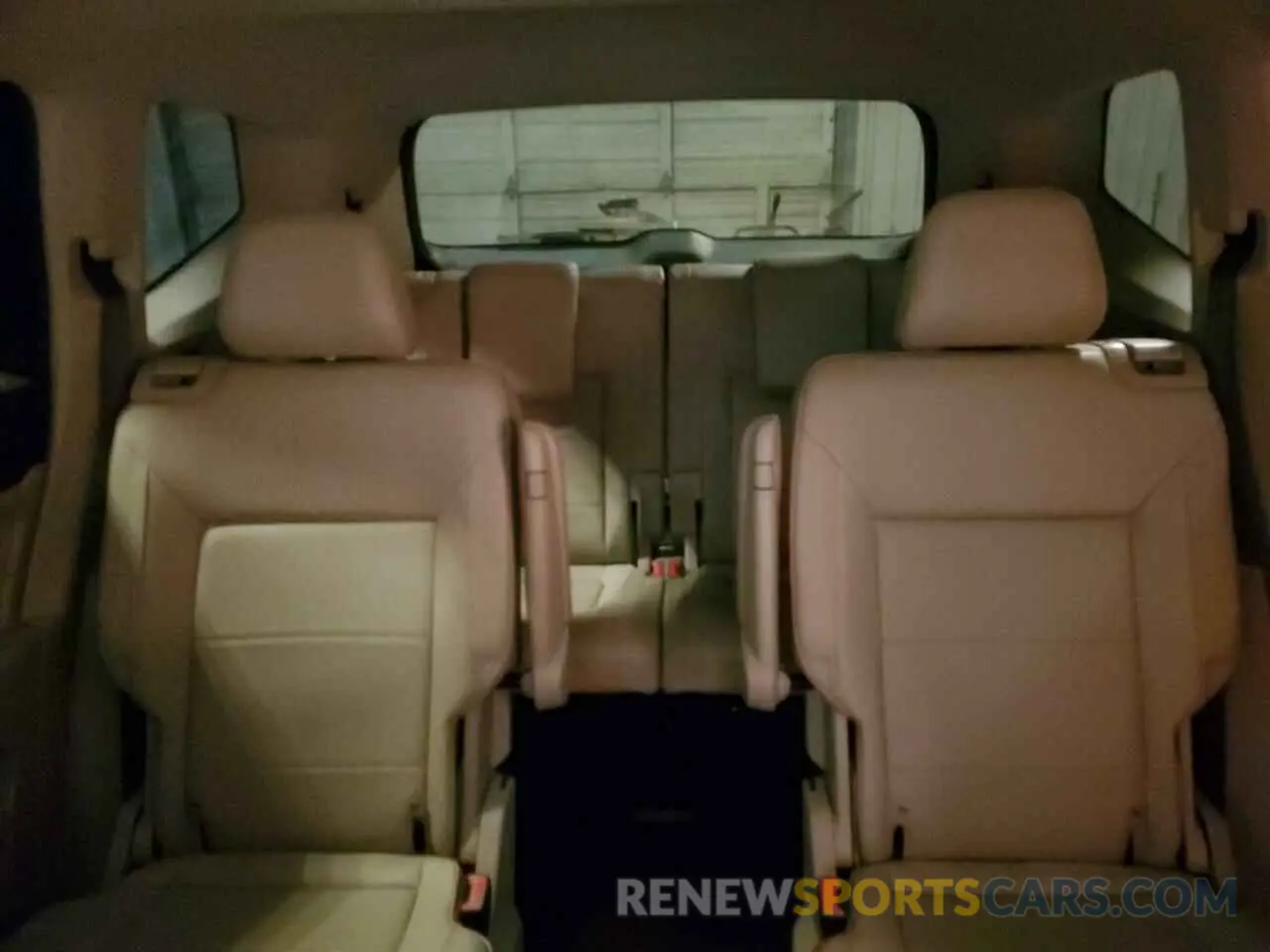 10 Photograph of a damaged car 1V2ER2CA4MC553118 VOLKSWAGEN ATLAS 2021