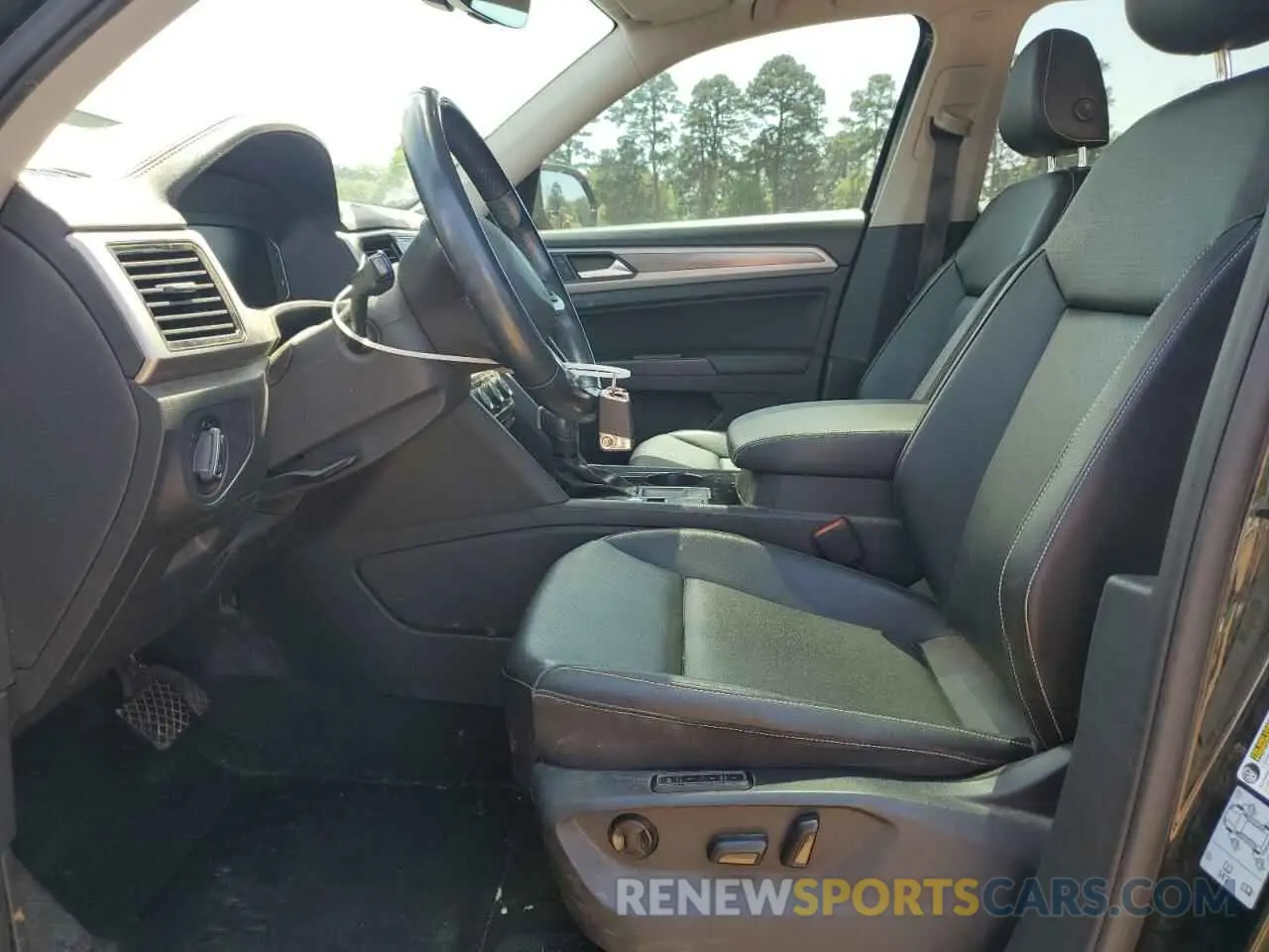 7 Photograph of a damaged car 1V2ER2CA5MC528910 VOLKSWAGEN ATLAS 2021