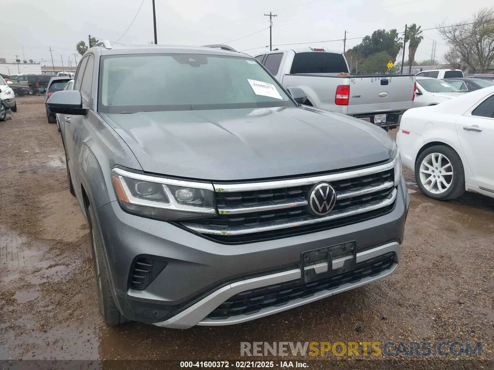 1 Photograph of a damaged car 1V2ER2CA9MC521250 VOLKSWAGEN ATLAS 2021