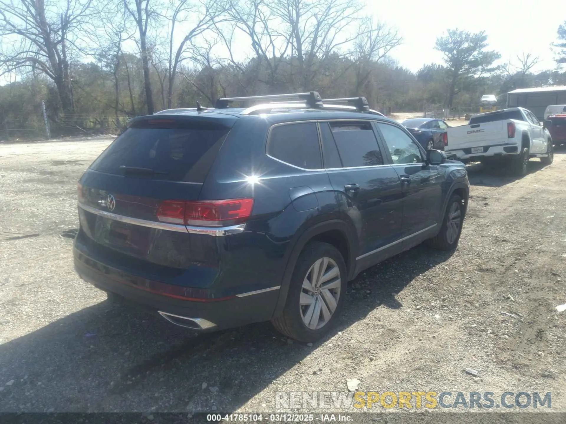 4 Photograph of a damaged car 1V2ER2CA9MC536024 VOLKSWAGEN ATLAS 2021