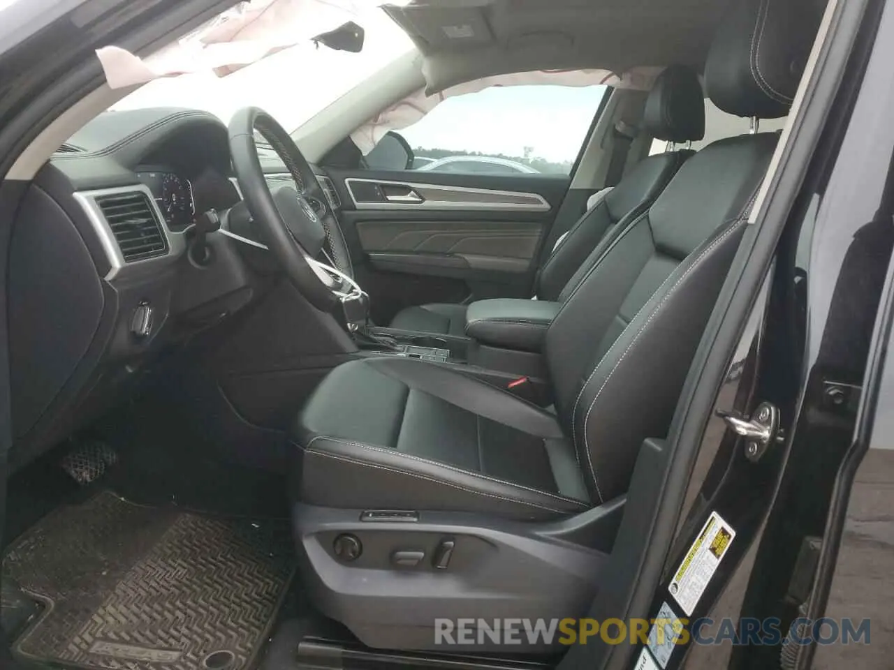 7 Photograph of a damaged car 1V2ER2CAXMC558114 VOLKSWAGEN ATLAS 2021