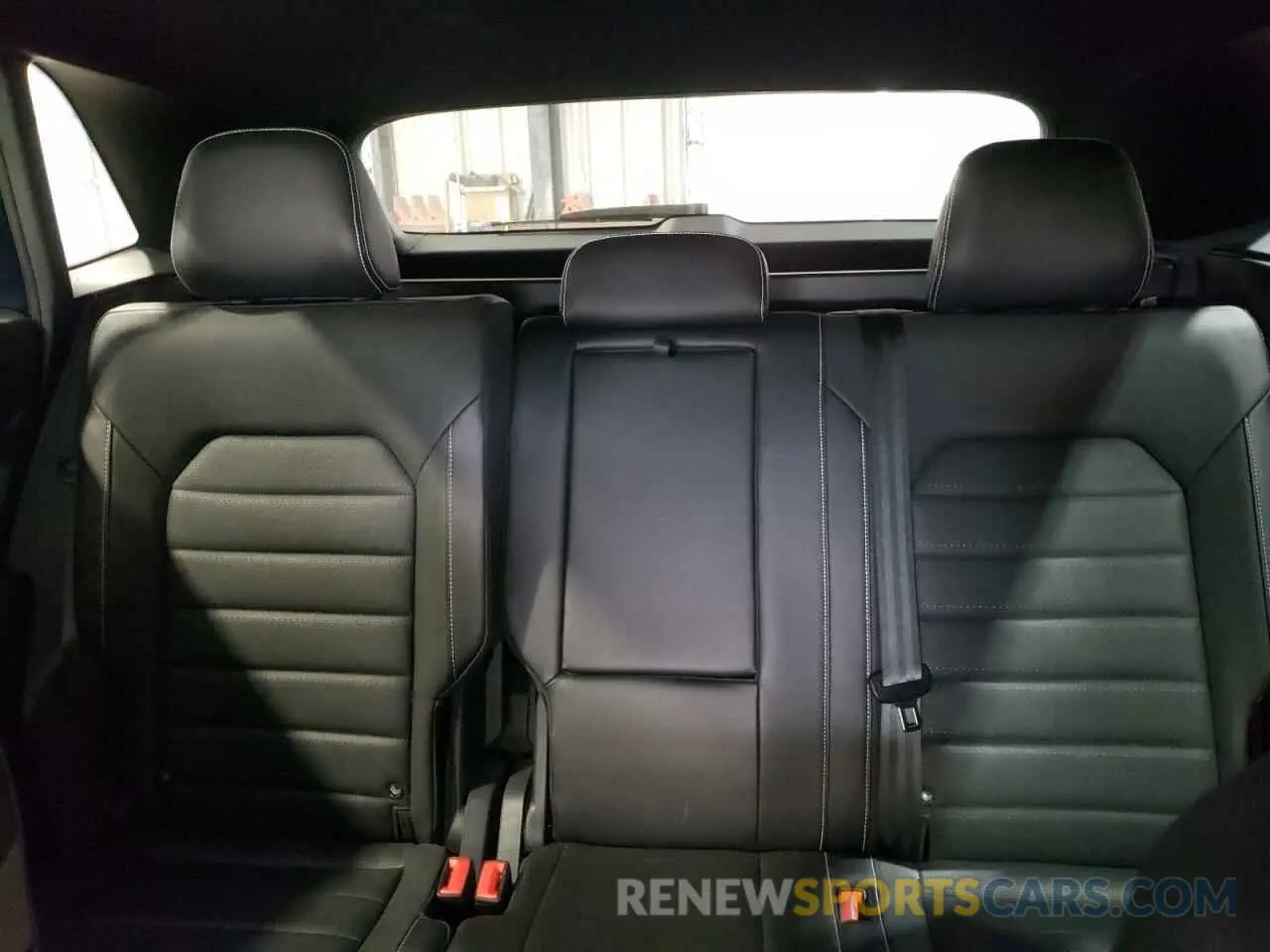 10 Photograph of a damaged car 1V2FE2CA6MC207491 VOLKSWAGEN ATLAS 2021