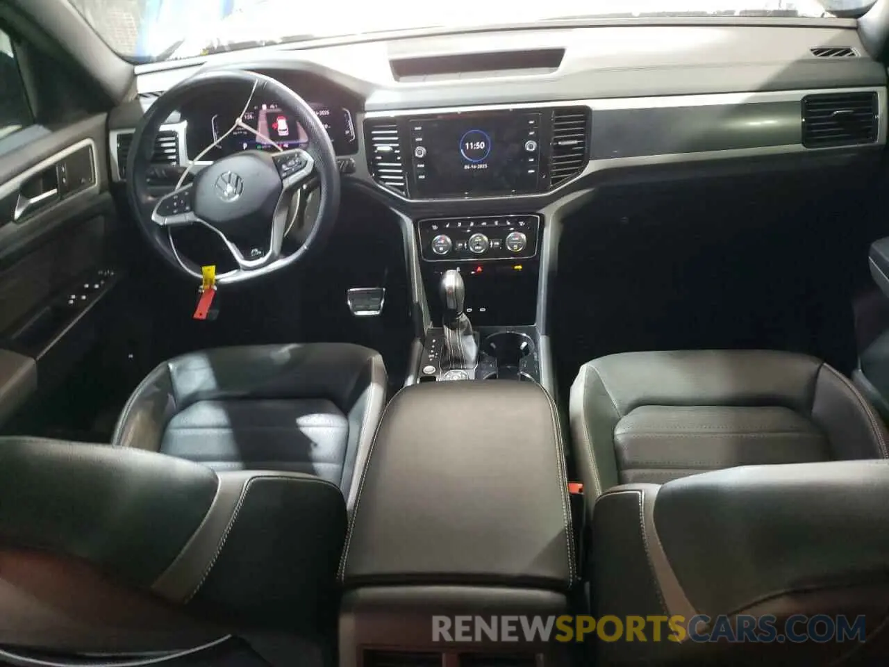 8 Photograph of a damaged car 1V2FE2CA6MC207491 VOLKSWAGEN ATLAS 2021