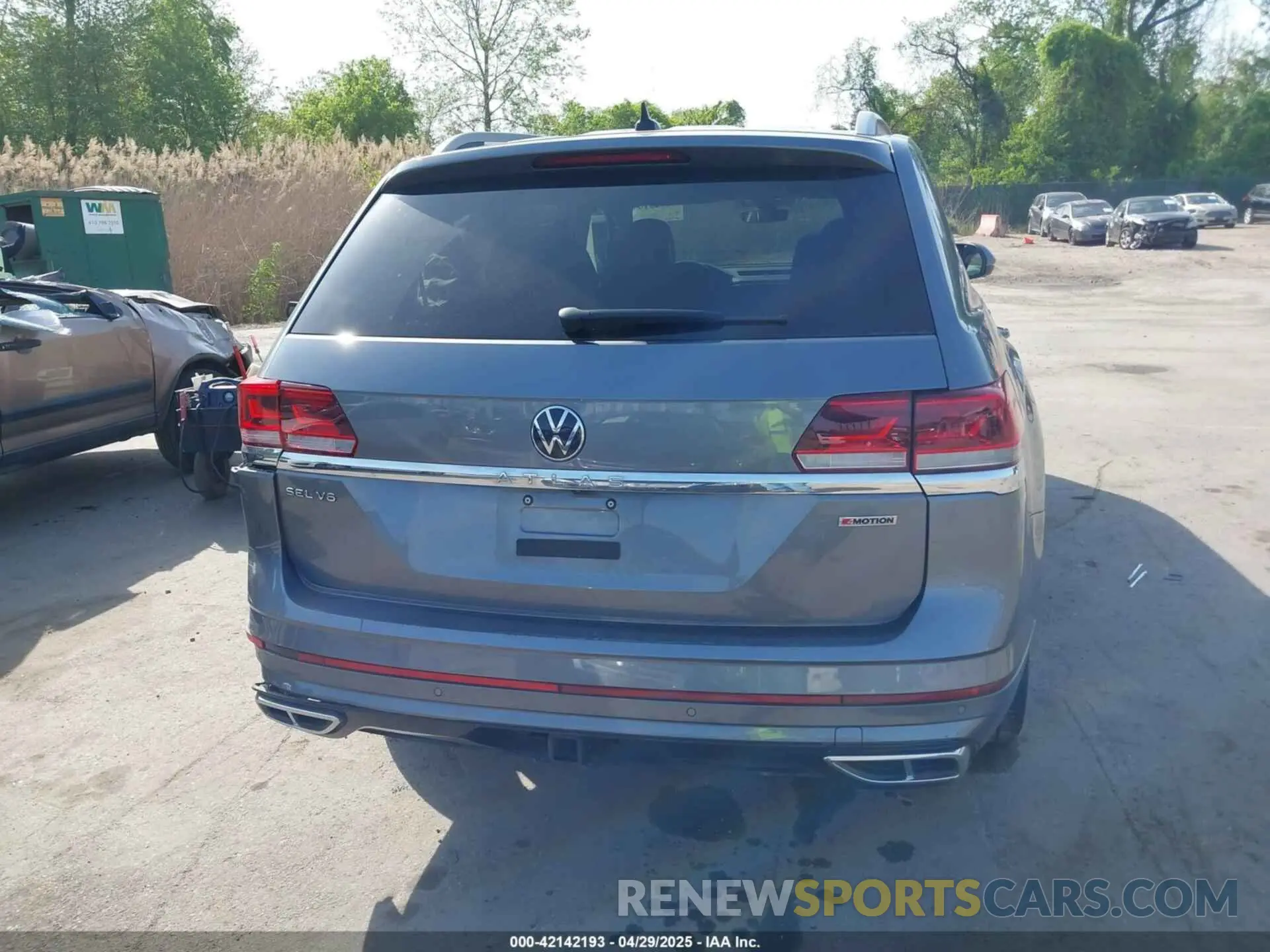 16 Photograph of a damaged car 1V2FR2CA2MC503869 VOLKSWAGEN ATLAS 2021