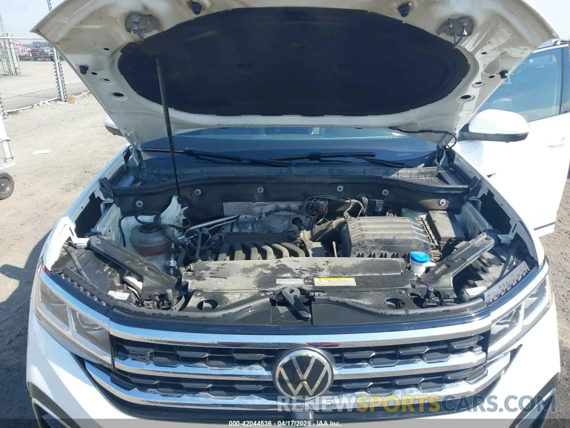 10 Photograph of a damaged car 1V2FR2CA6MC510307 VOLKSWAGEN ATLAS 2021