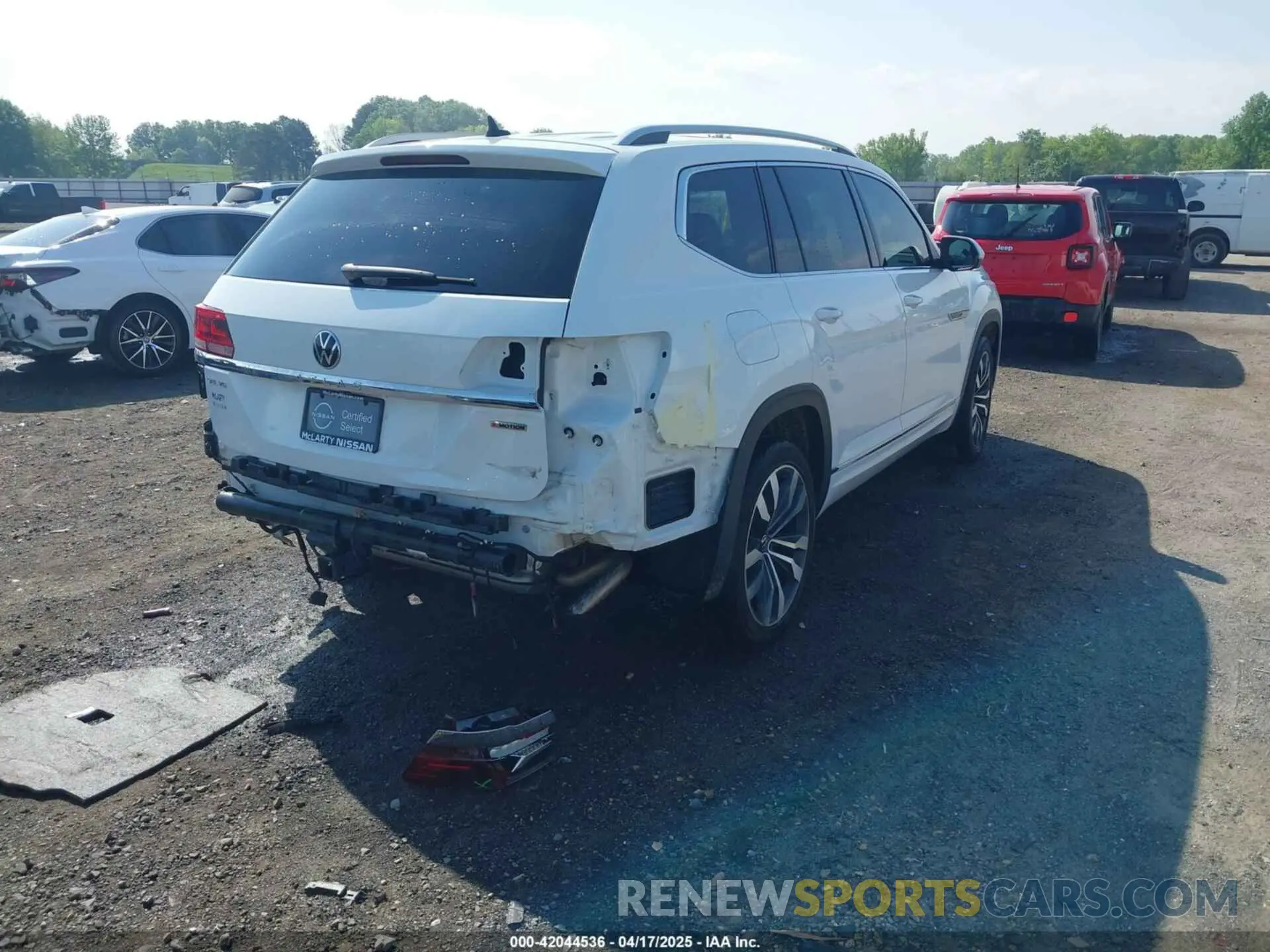 4 Photograph of a damaged car 1V2FR2CA6MC510307 VOLKSWAGEN ATLAS 2021