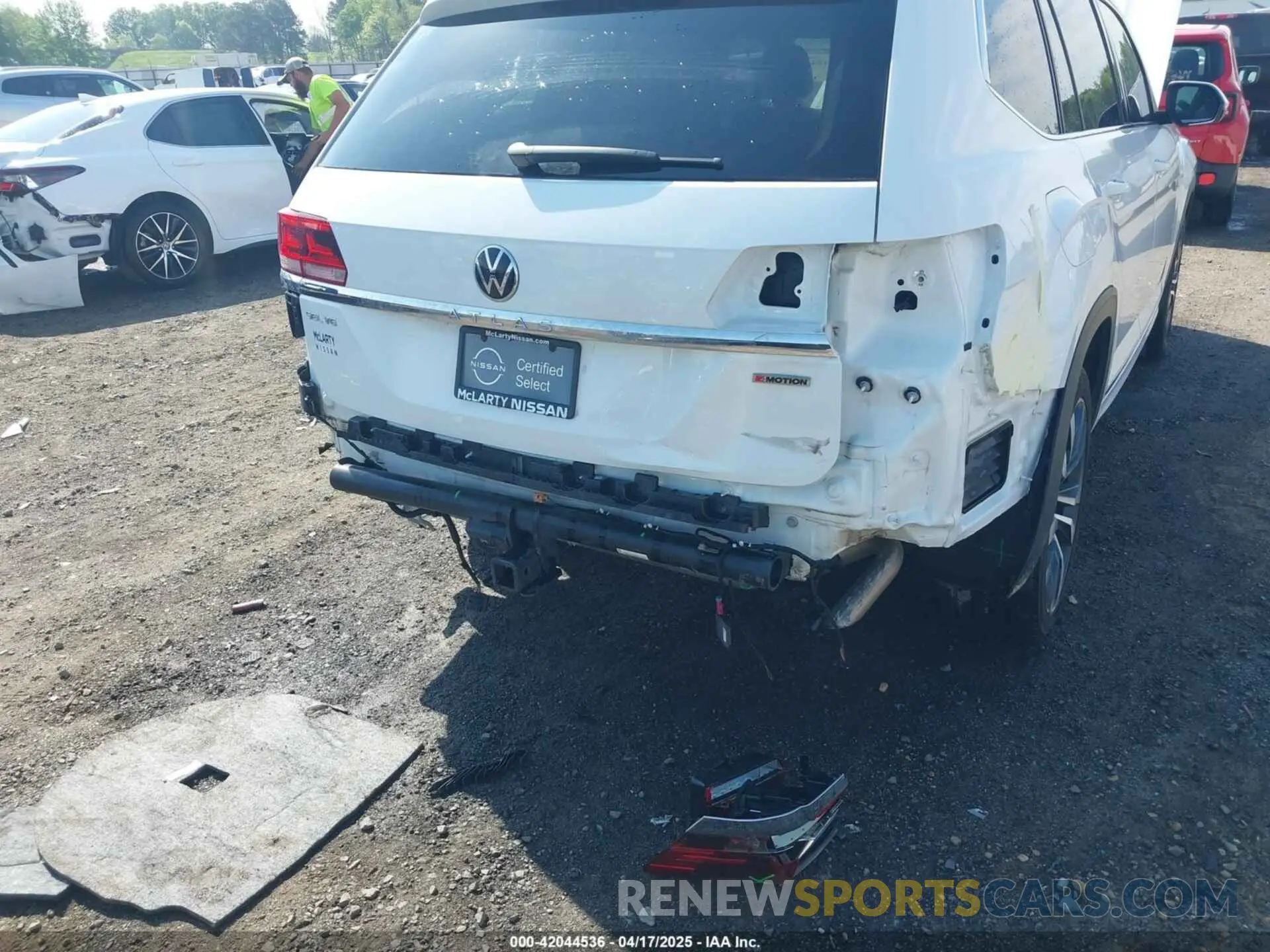 6 Photograph of a damaged car 1V2FR2CA6MC510307 VOLKSWAGEN ATLAS 2021