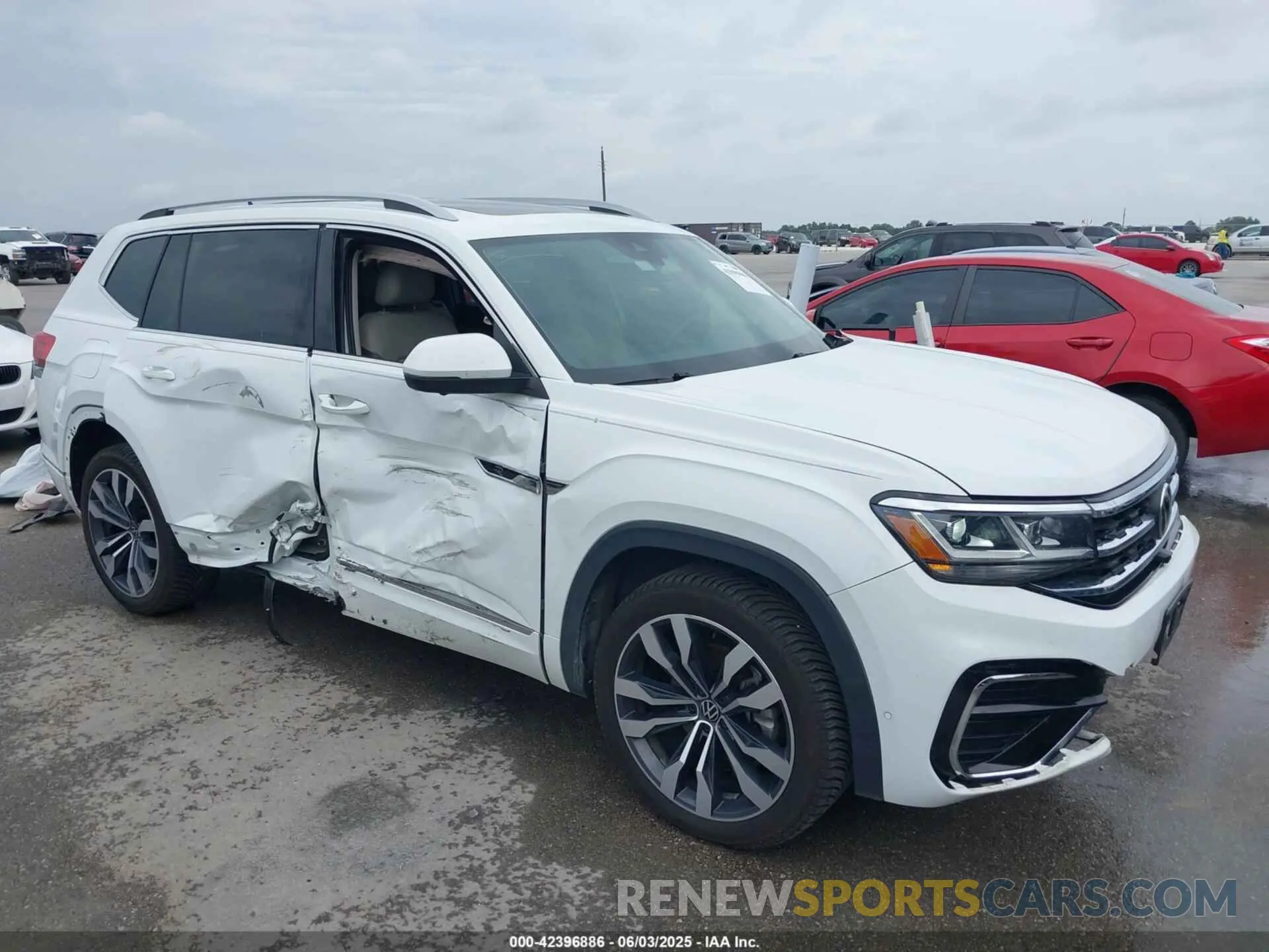 6 Photograph of a damaged car 1V2FR2CA6MC562617 VOLKSWAGEN ATLAS 2021