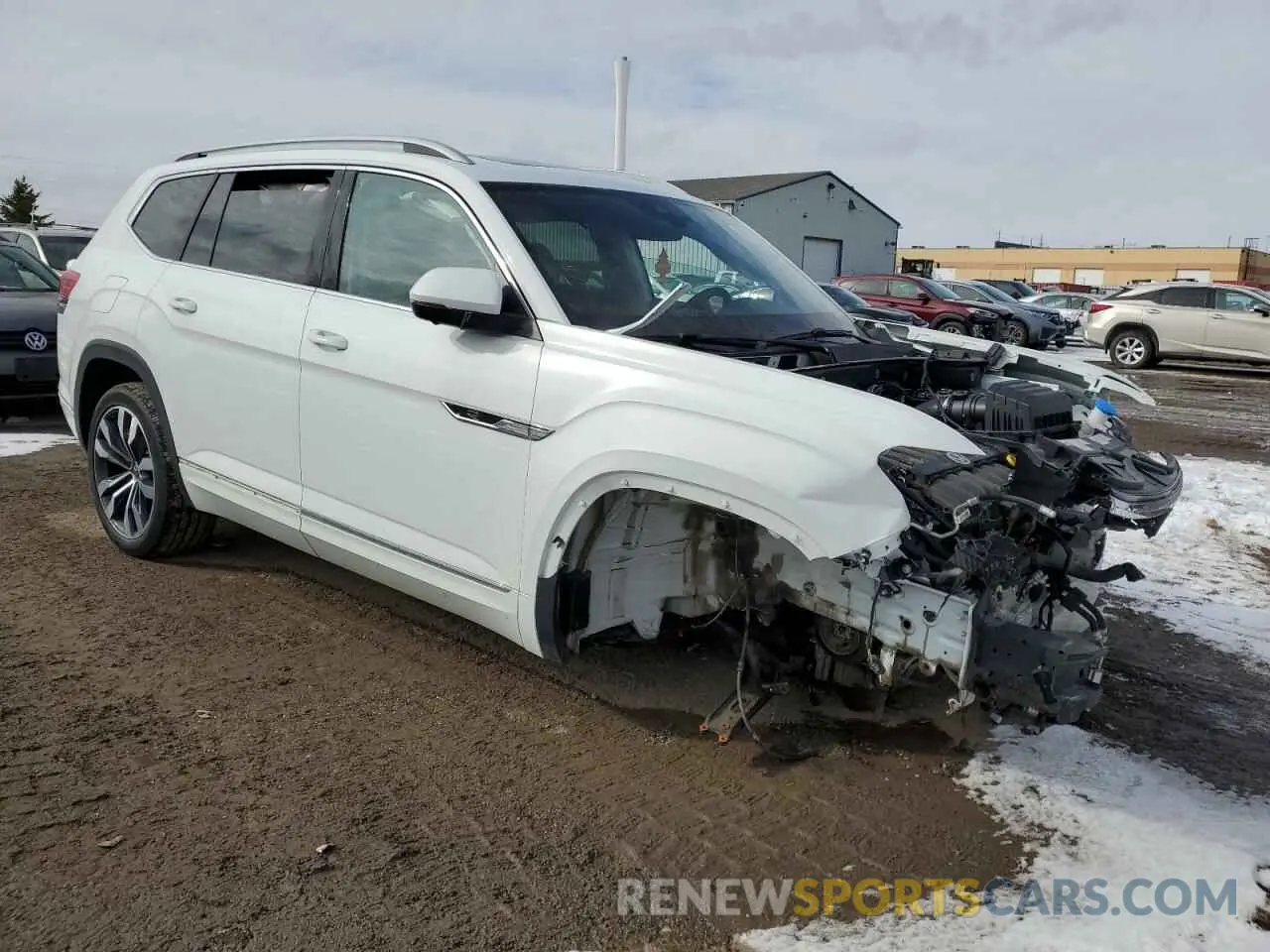 4 Photograph of a damaged car 1V2FR2CA8MC561355 VOLKSWAGEN ATLAS 2021