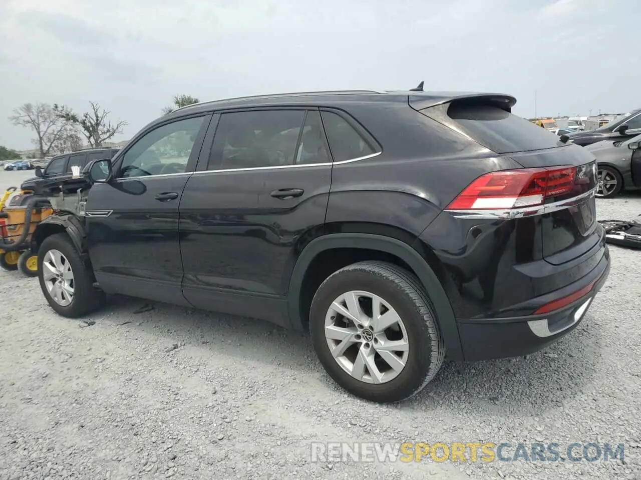2 Photograph of a damaged car 1V2GC2CA6MC232532 VOLKSWAGEN ATLAS 2021
