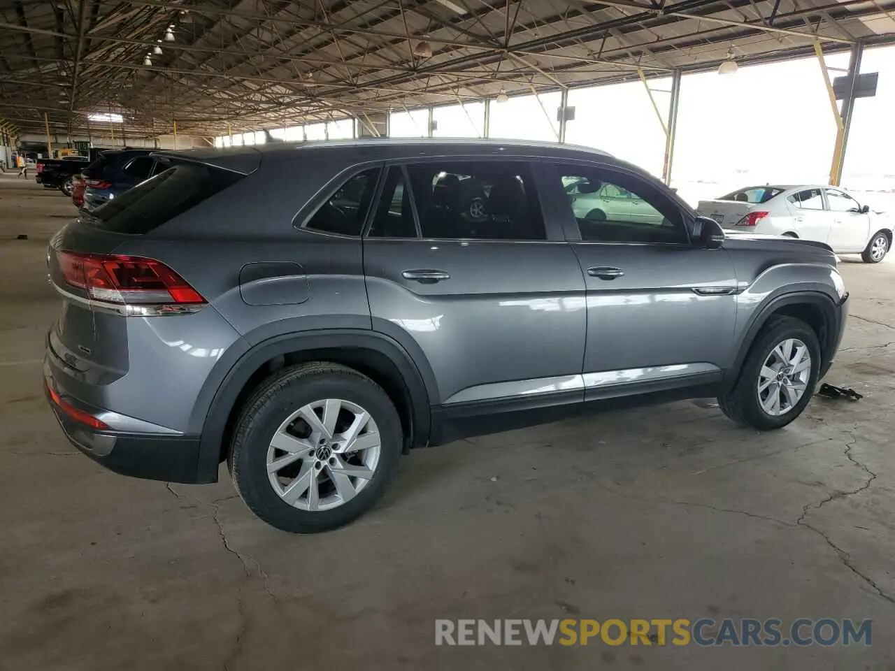 3 Photograph of a damaged car 1V2GC2CAXMC214857 VOLKSWAGEN ATLAS 2021