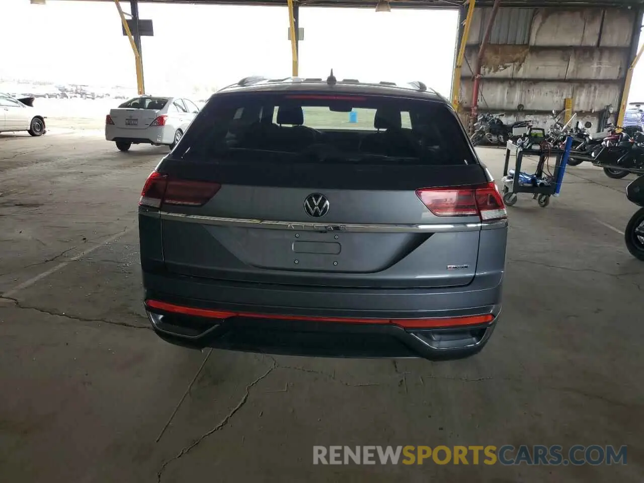 6 Photograph of a damaged car 1V2GC2CAXMC214857 VOLKSWAGEN ATLAS 2021