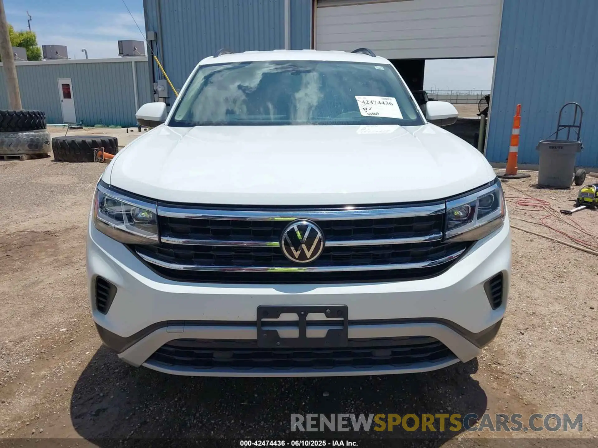 12 Photograph of a damaged car 1V2GP2CA4MC606558 VOLKSWAGEN ATLAS 2021