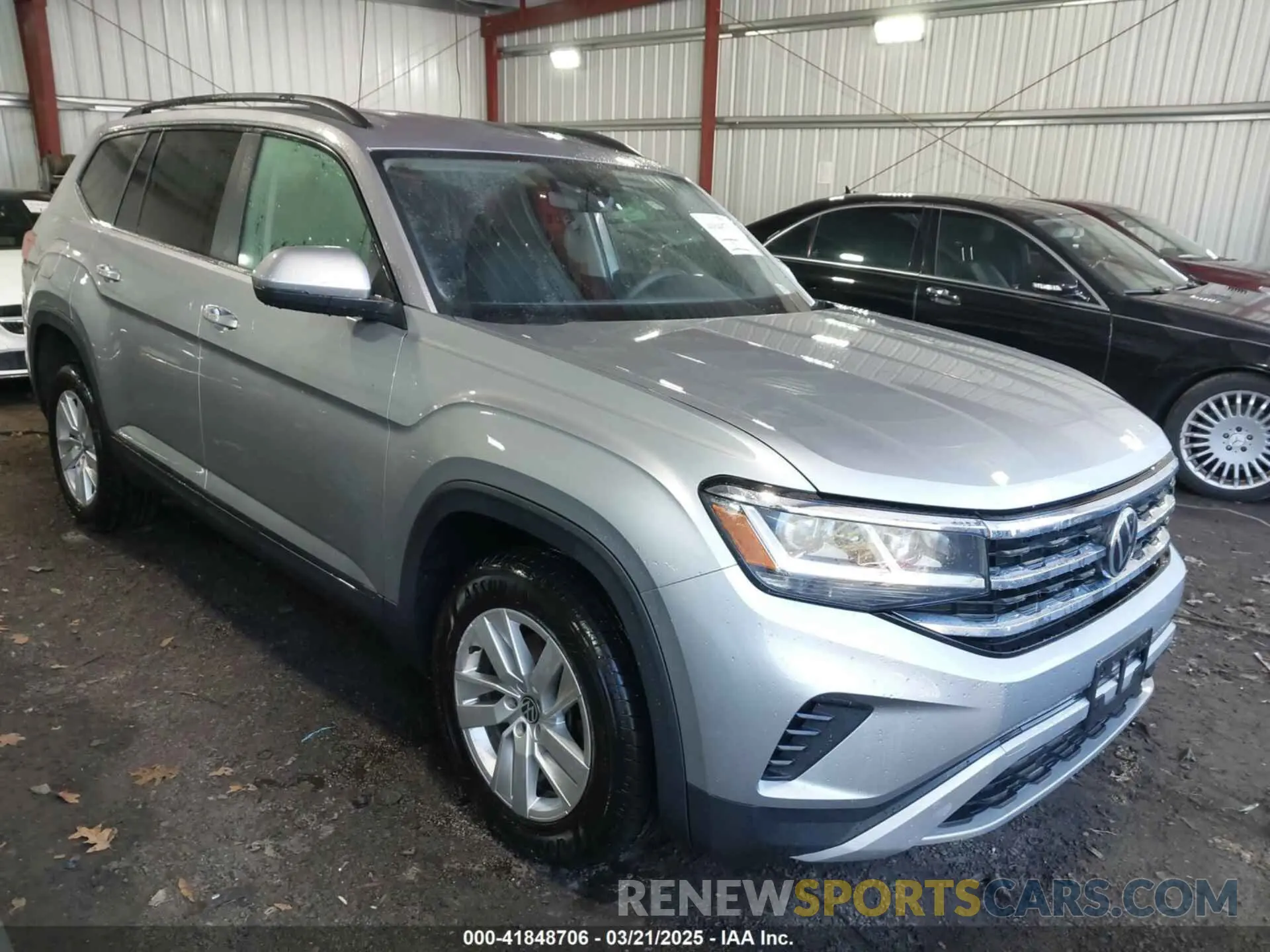 1 Photograph of a damaged car 1V2GP2CAXMC522504 VOLKSWAGEN ATLAS 2021