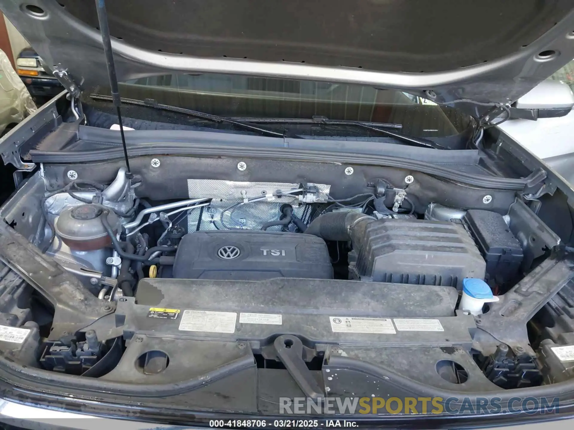 10 Photograph of a damaged car 1V2GP2CAXMC522504 VOLKSWAGEN ATLAS 2021