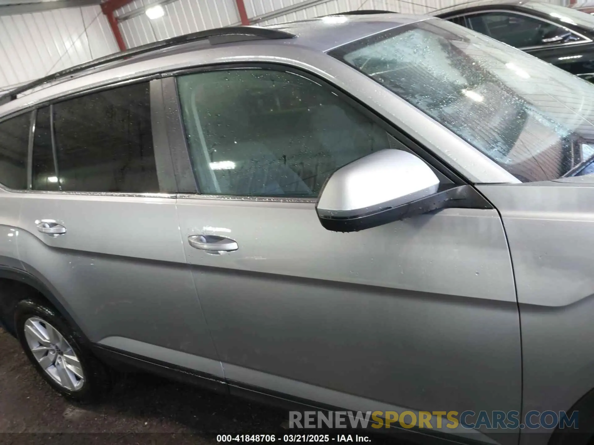 13 Photograph of a damaged car 1V2GP2CAXMC522504 VOLKSWAGEN ATLAS 2021