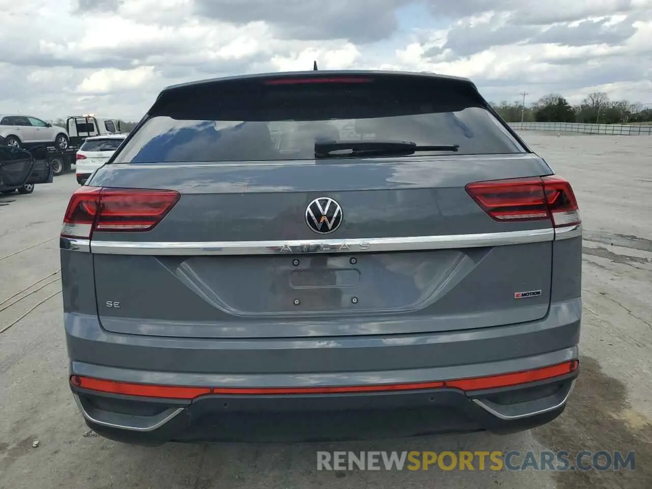6 Photograph of a damaged car 1V2HC2CA3MC205261 VOLKSWAGEN ATLAS 2021