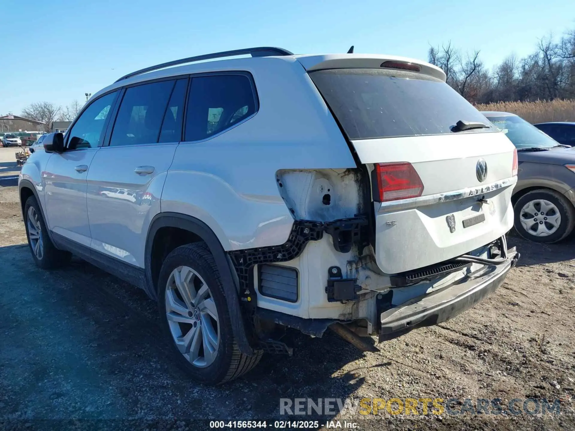 19 Photograph of a damaged car 1V2HP2CA5MC500642 VOLKSWAGEN ATLAS 2021