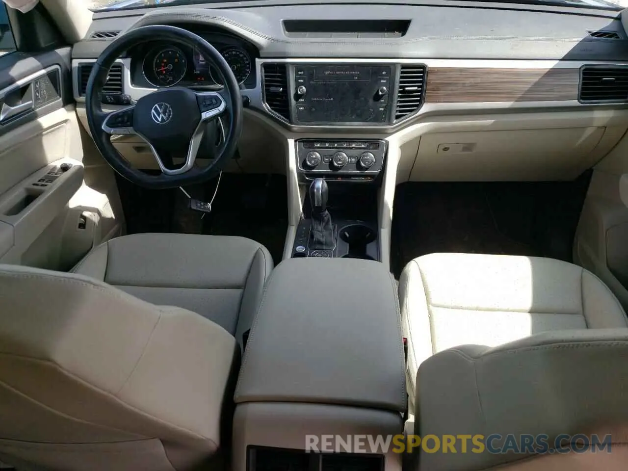 8 Photograph of a damaged car 1V2HP2CA8MC529312 VOLKSWAGEN ATLAS 2021