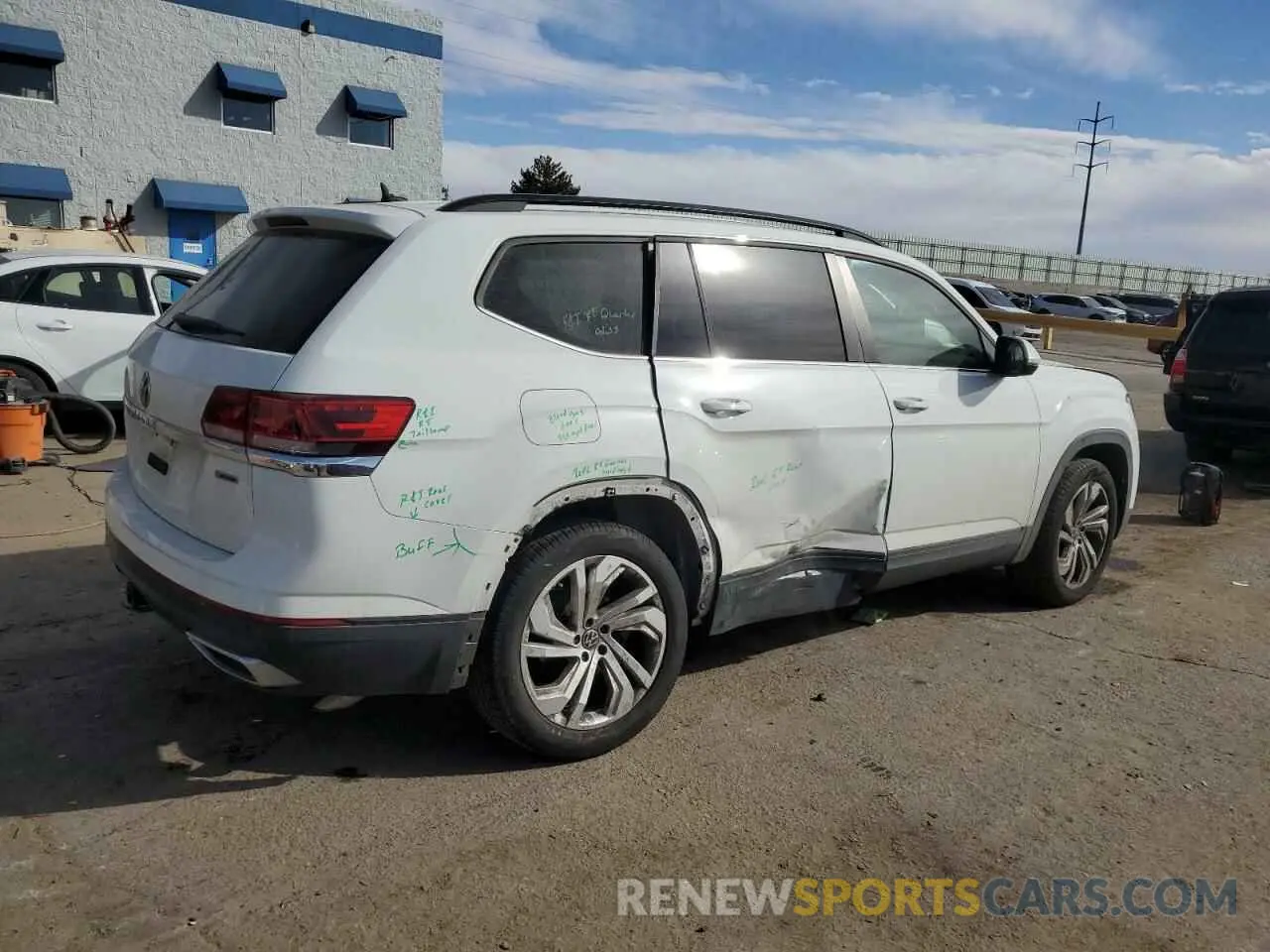 3 Photograph of a damaged car 1V2HR2CA0MC526141 VOLKSWAGEN ATLAS 2021