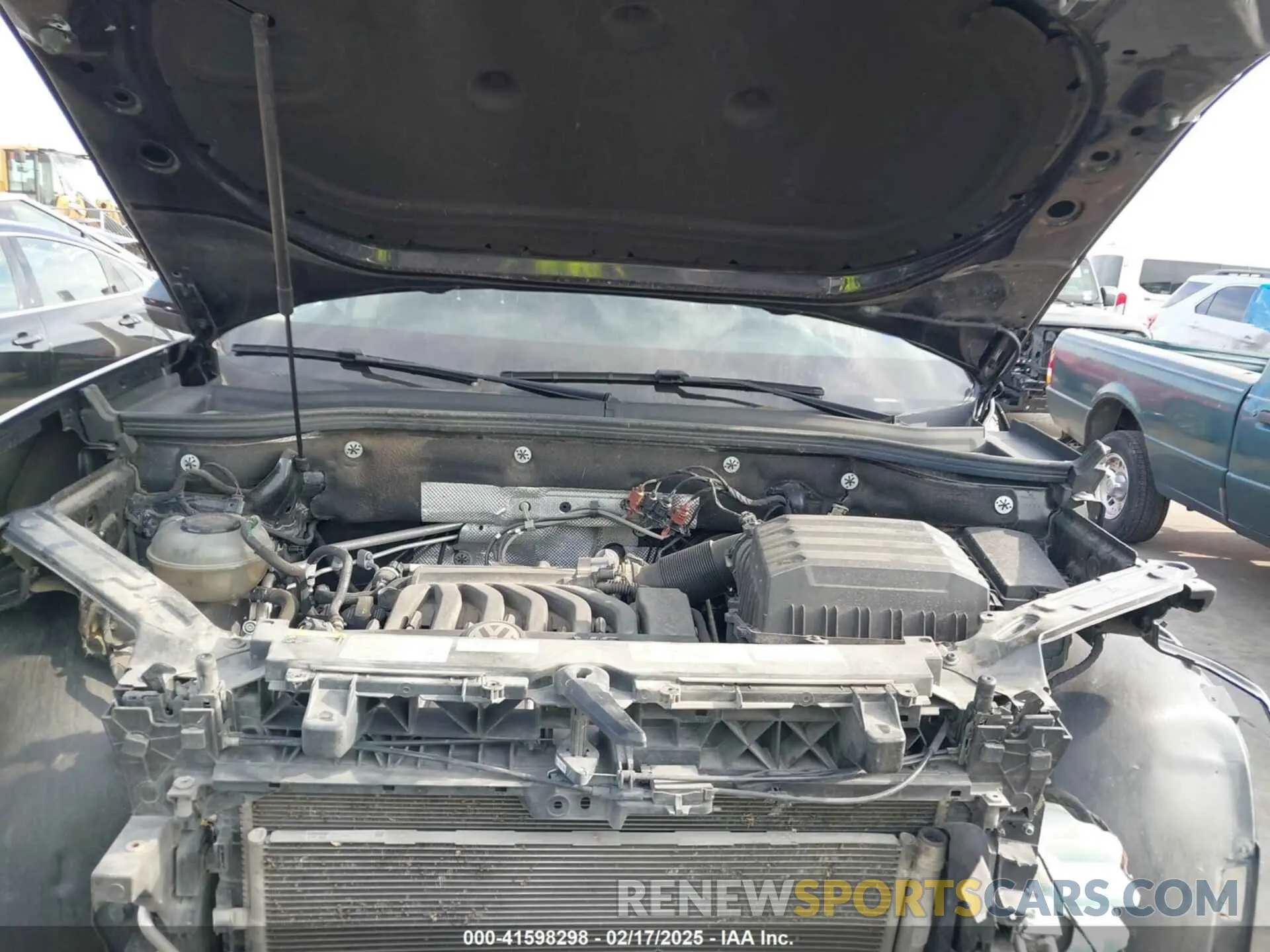 10 Photograph of a damaged car 1V2HR2CA0MC543876 VOLKSWAGEN ATLAS 2021