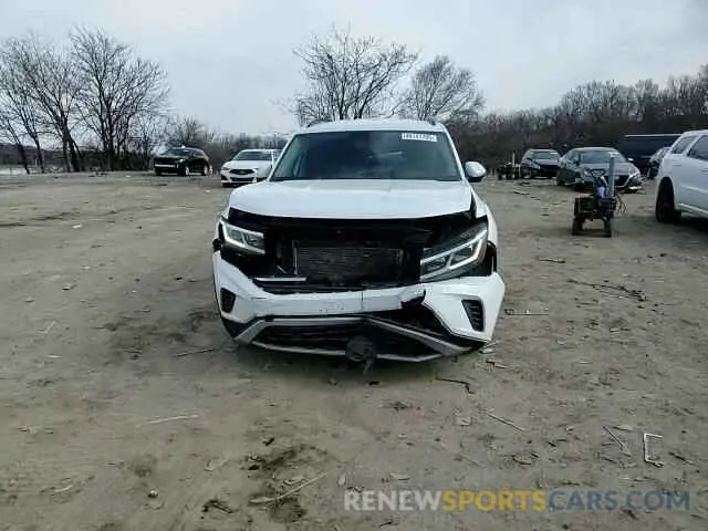 12 Photograph of a damaged car 1V2HR2CA0MC580832 VOLKSWAGEN ATLAS 2021