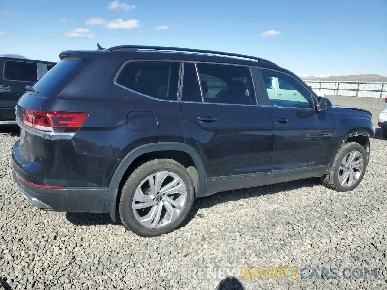 3 Photograph of a damaged car 1V2HR2CA1MC513978 VOLKSWAGEN ATLAS 2021
