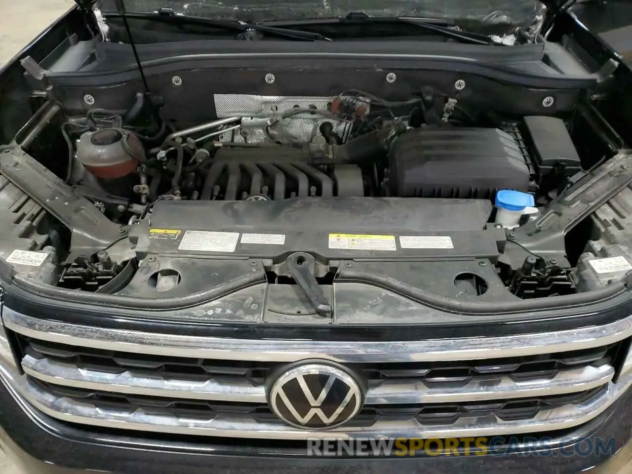 12 Photograph of a damaged car 1V2HR2CA1MC538427 VOLKSWAGEN ATLAS 2021