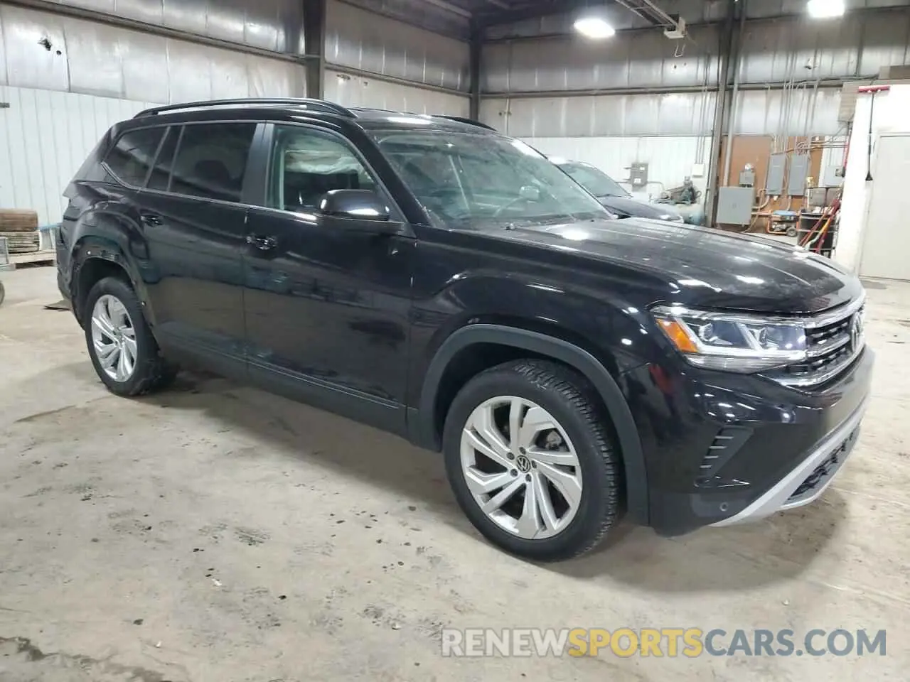 4 Photograph of a damaged car 1V2HR2CA1MC538427 VOLKSWAGEN ATLAS 2021