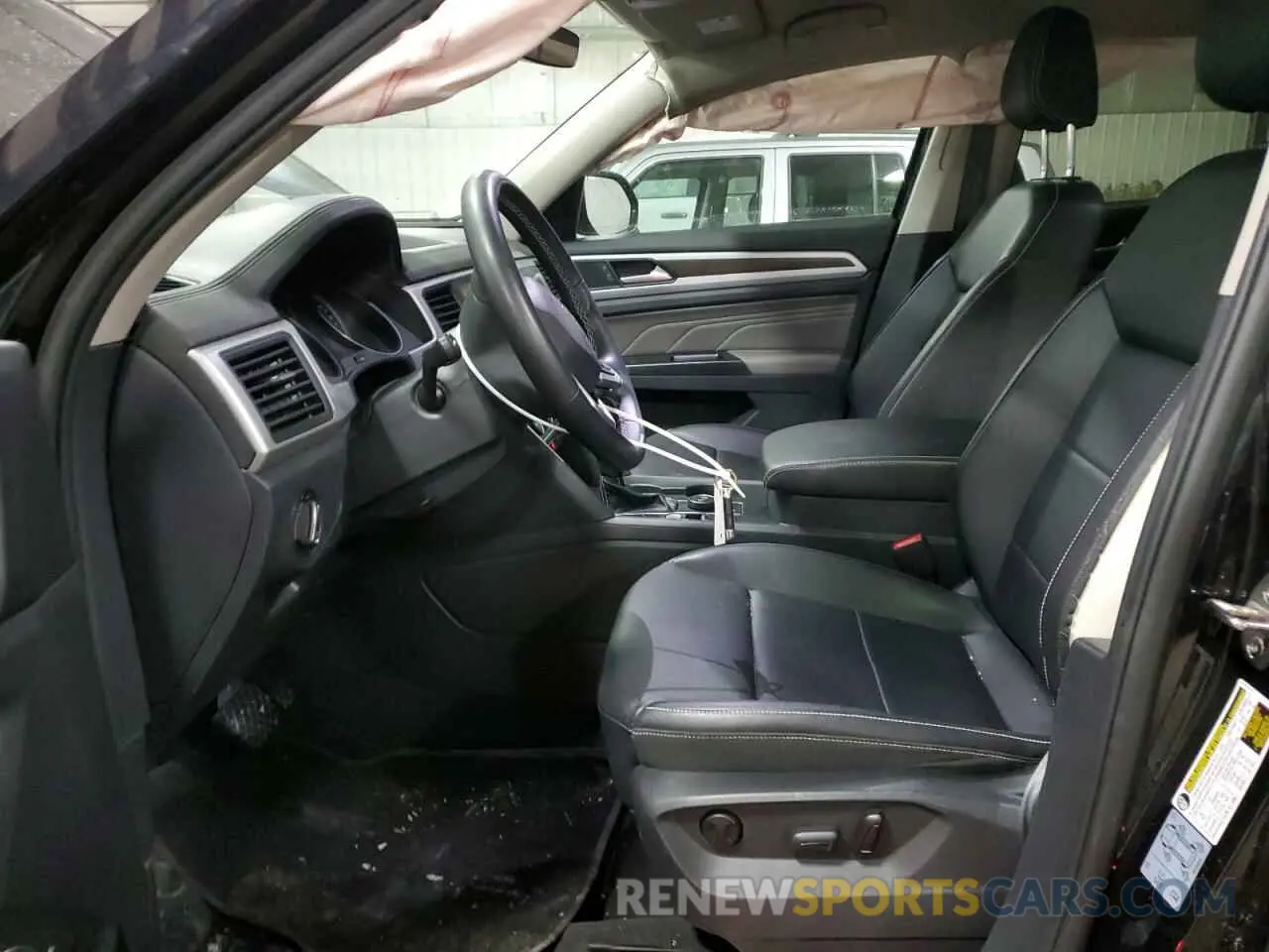 7 Photograph of a damaged car 1V2HR2CA1MC538427 VOLKSWAGEN ATLAS 2021