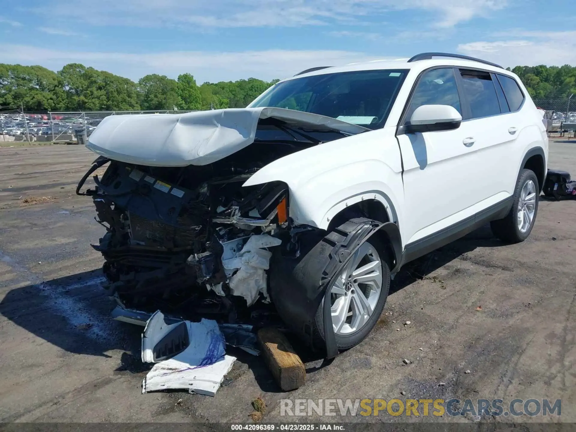 2 Photograph of a damaged car 1V2HR2CA1MC551176 VOLKSWAGEN ATLAS 2021