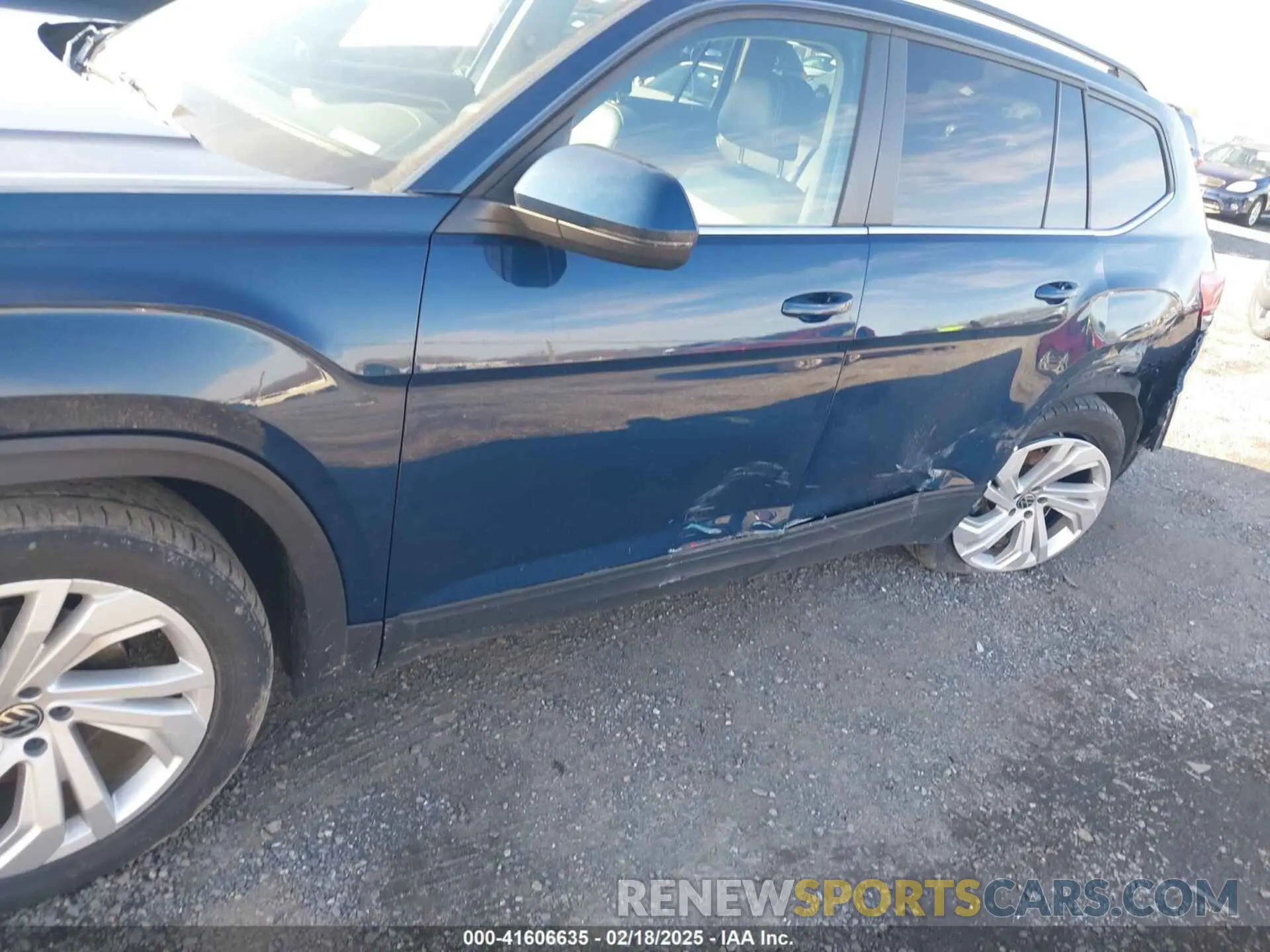 6 Photograph of a damaged car 1V2HR2CA1MC559181 VOLKSWAGEN ATLAS 2021