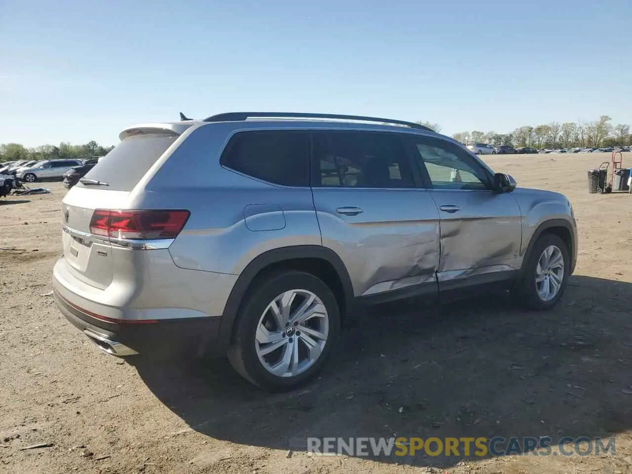 3 Photograph of a damaged car 1V2HR2CA1MC607827 VOLKSWAGEN ATLAS 2021