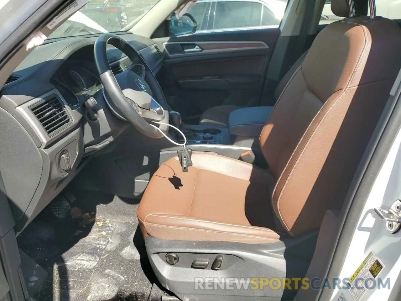 7 Photograph of a damaged car 1V2HR2CA3MC503078 VOLKSWAGEN ATLAS 2021