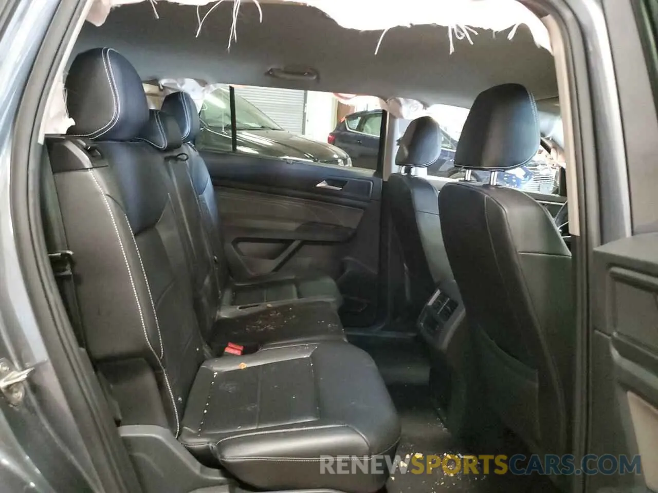 12 Photograph of a damaged car 1V2HR2CA3MC552023 VOLKSWAGEN ATLAS 2021
