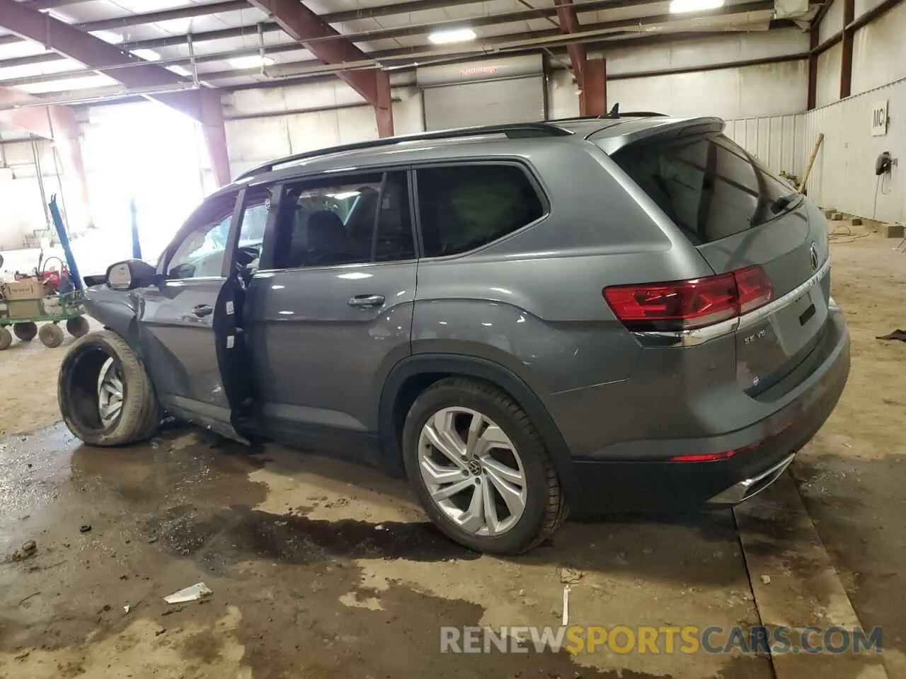 2 Photograph of a damaged car 1V2HR2CA3MC552023 VOLKSWAGEN ATLAS 2021
