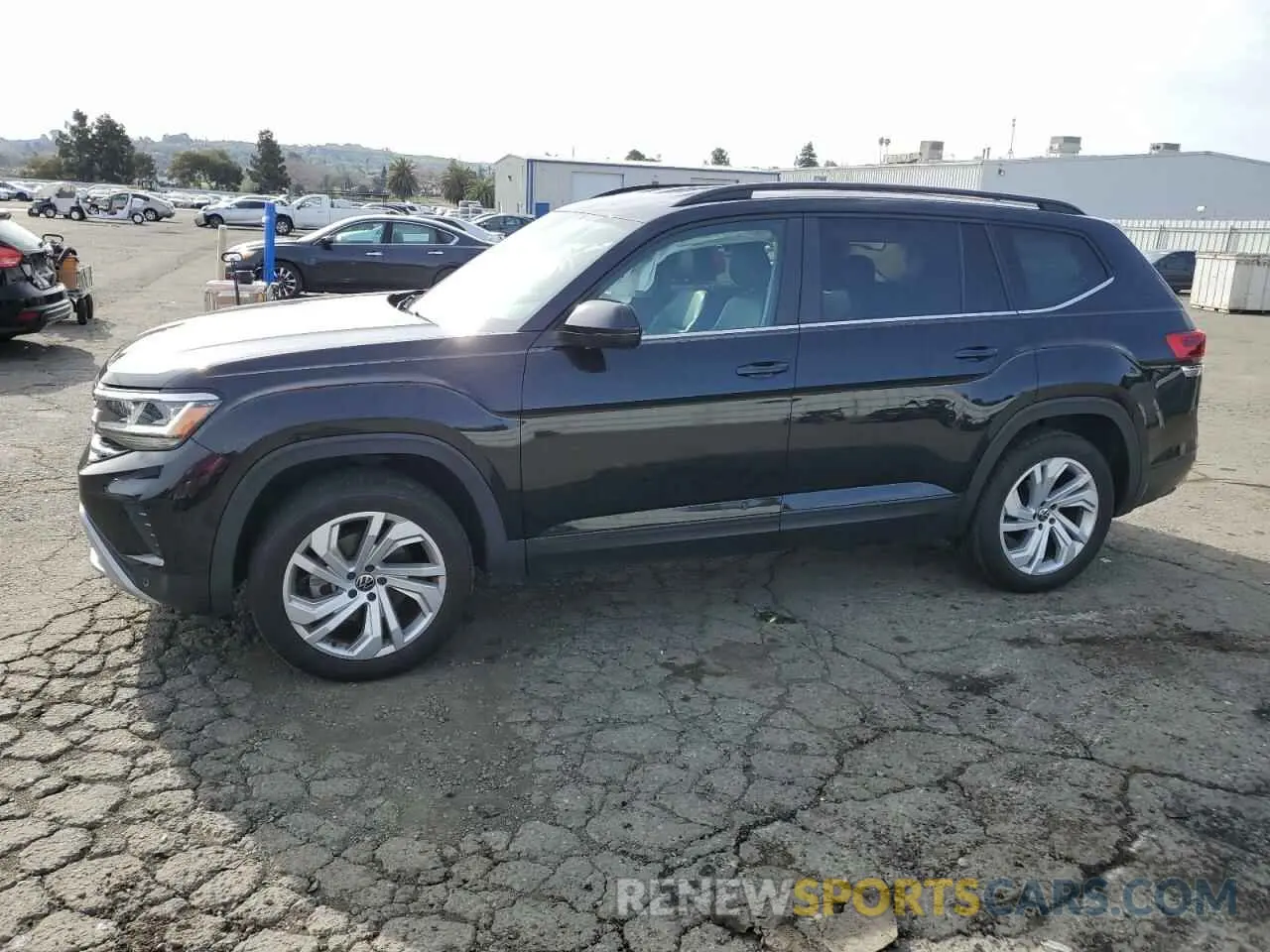 1 Photograph of a damaged car 1V2HR2CA4MC501324 VOLKSWAGEN ATLAS 2021