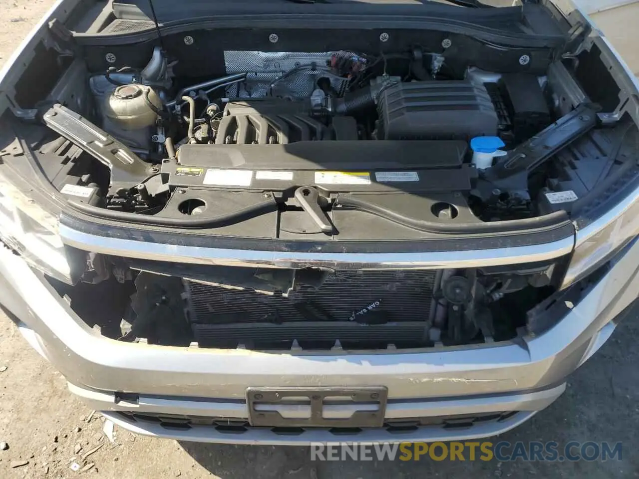 12 Photograph of a damaged car 1V2HR2CA4MC553861 VOLKSWAGEN ATLAS 2021