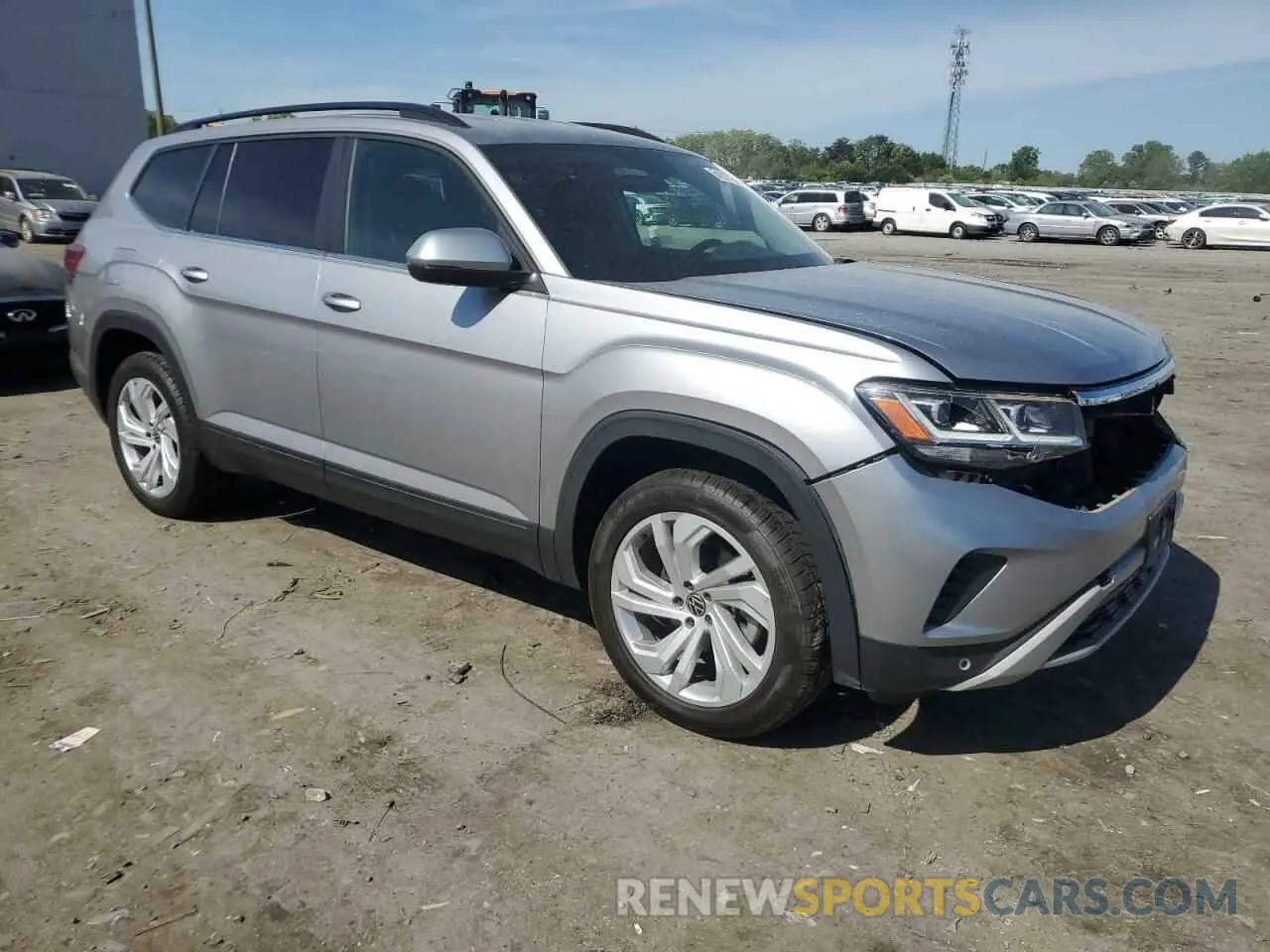4 Photograph of a damaged car 1V2HR2CA4MC553861 VOLKSWAGEN ATLAS 2021