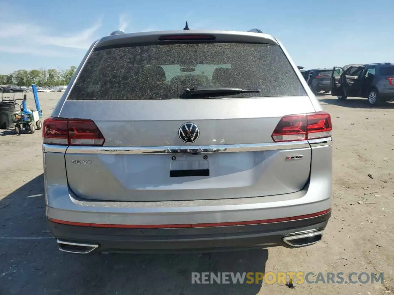 6 Photograph of a damaged car 1V2HR2CA4MC553861 VOLKSWAGEN ATLAS 2021