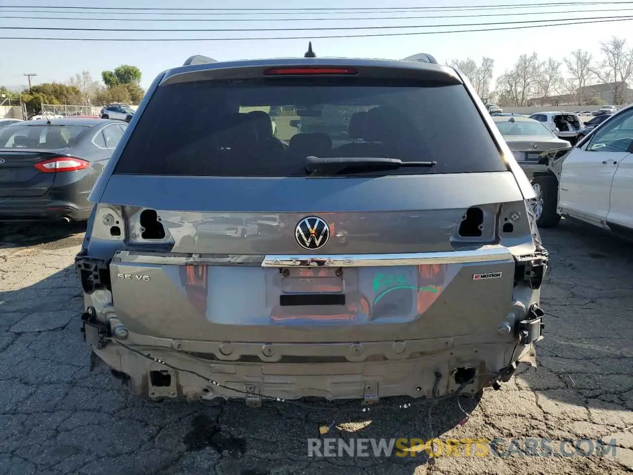 6 Photograph of a damaged car 1V2HR2CA4MC580994 VOLKSWAGEN ATLAS 2021