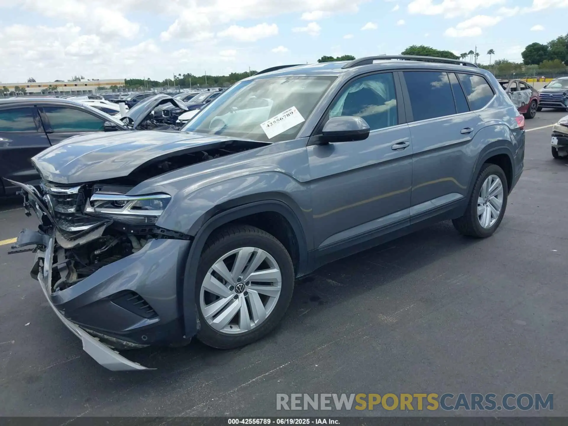 2 Photograph of a damaged car 1V2HR2CA5MC566179 VOLKSWAGEN ATLAS 2021