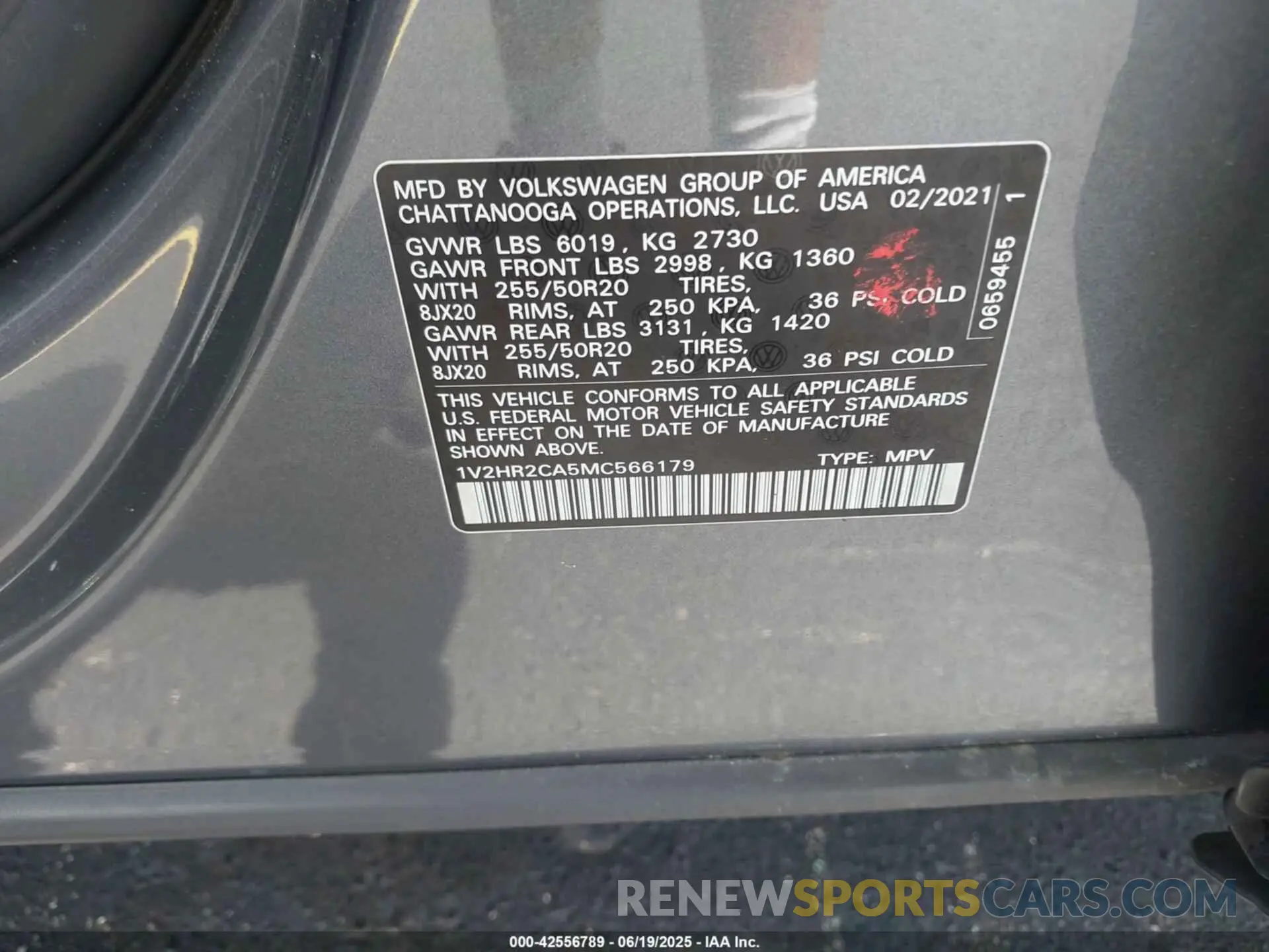 9 Photograph of a damaged car 1V2HR2CA5MC566179 VOLKSWAGEN ATLAS 2021