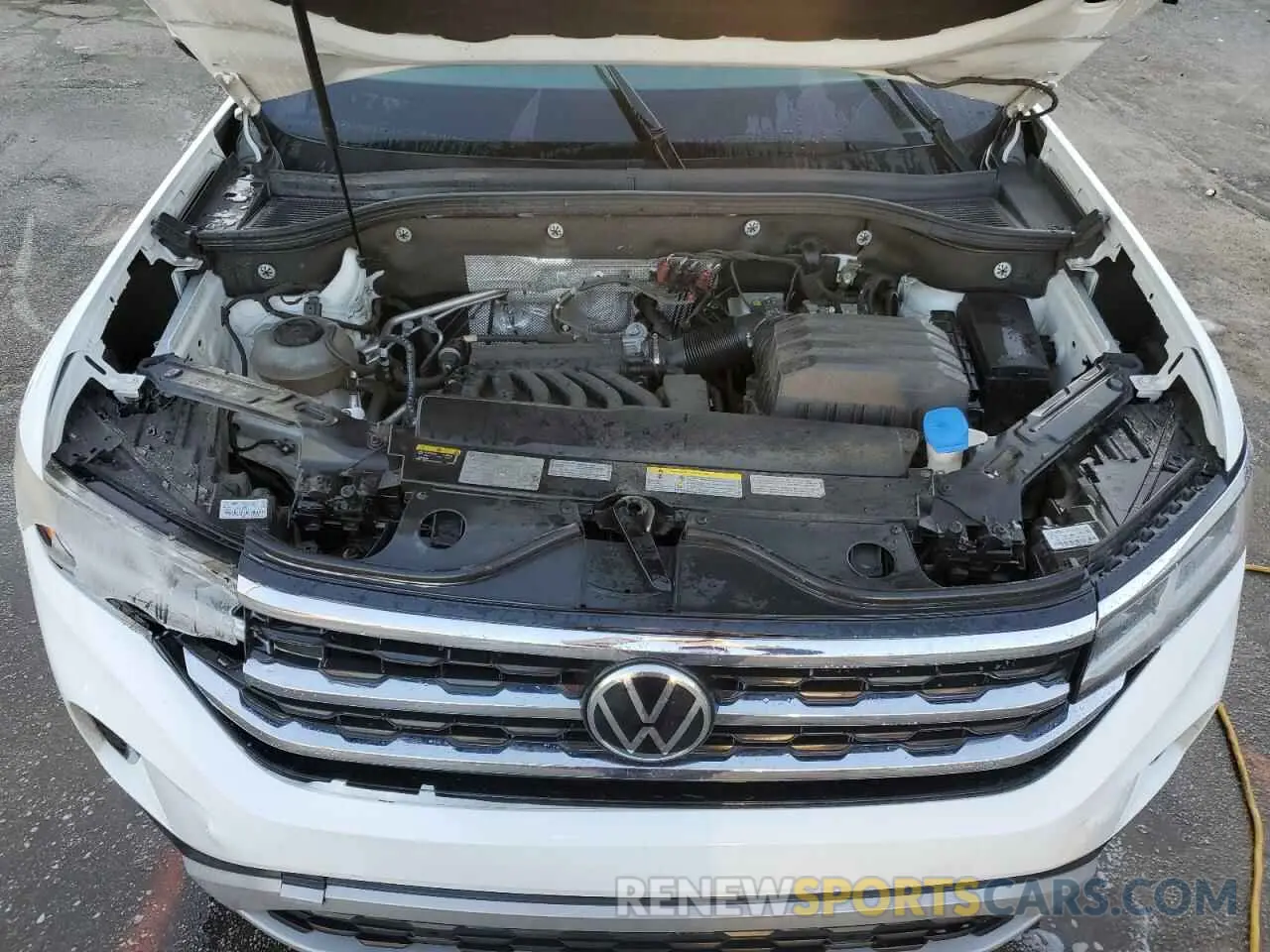 12 Photograph of a damaged car 1V2HR2CA6MC532834 VOLKSWAGEN ATLAS 2021